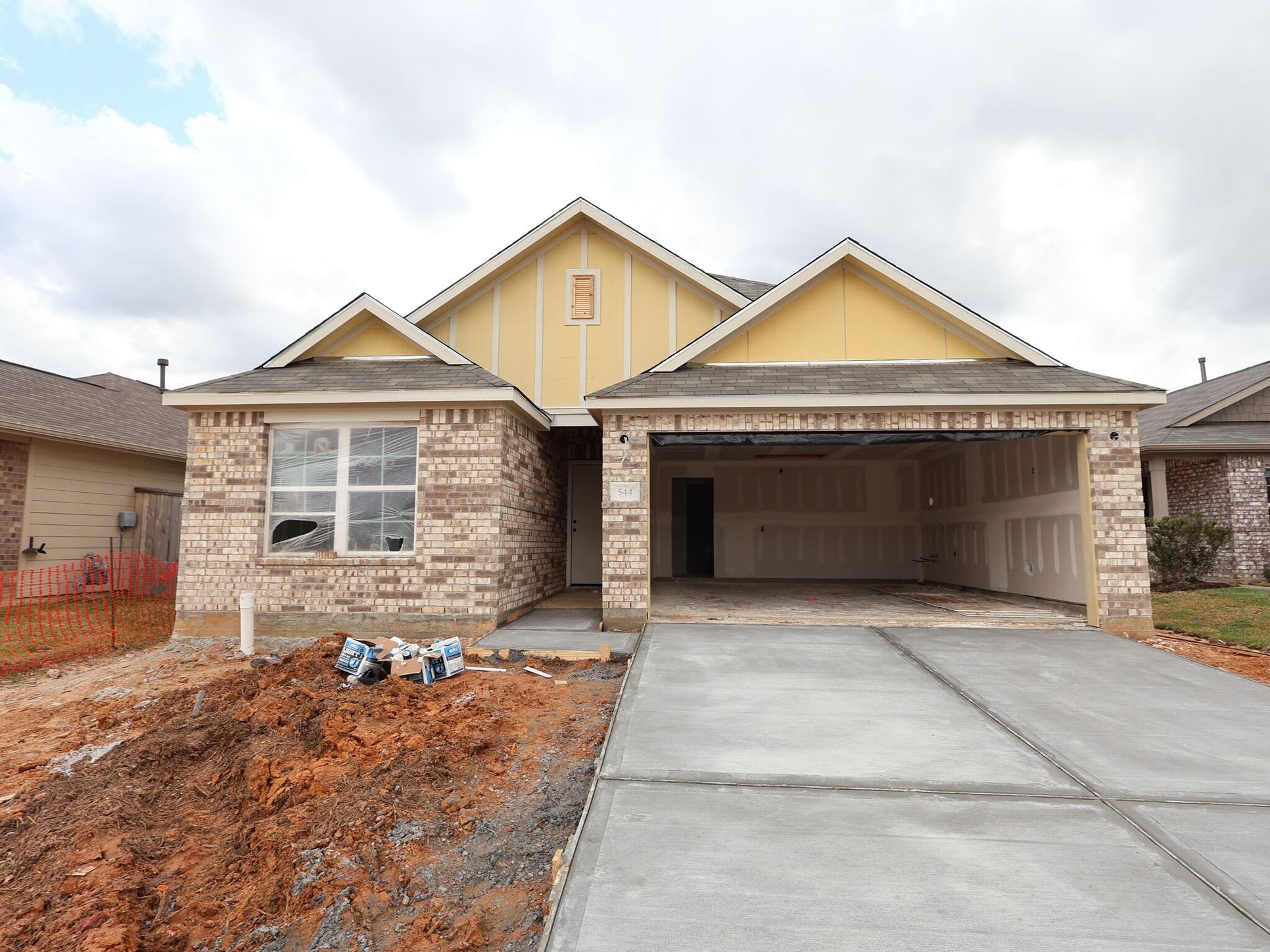 Front Exterior:Front Exterior