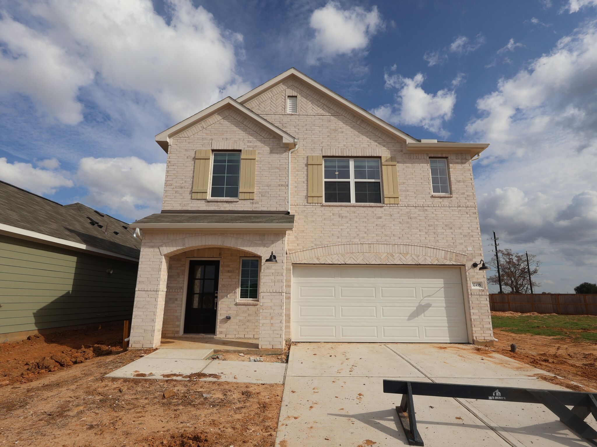 Front Exterior:Front Exterior