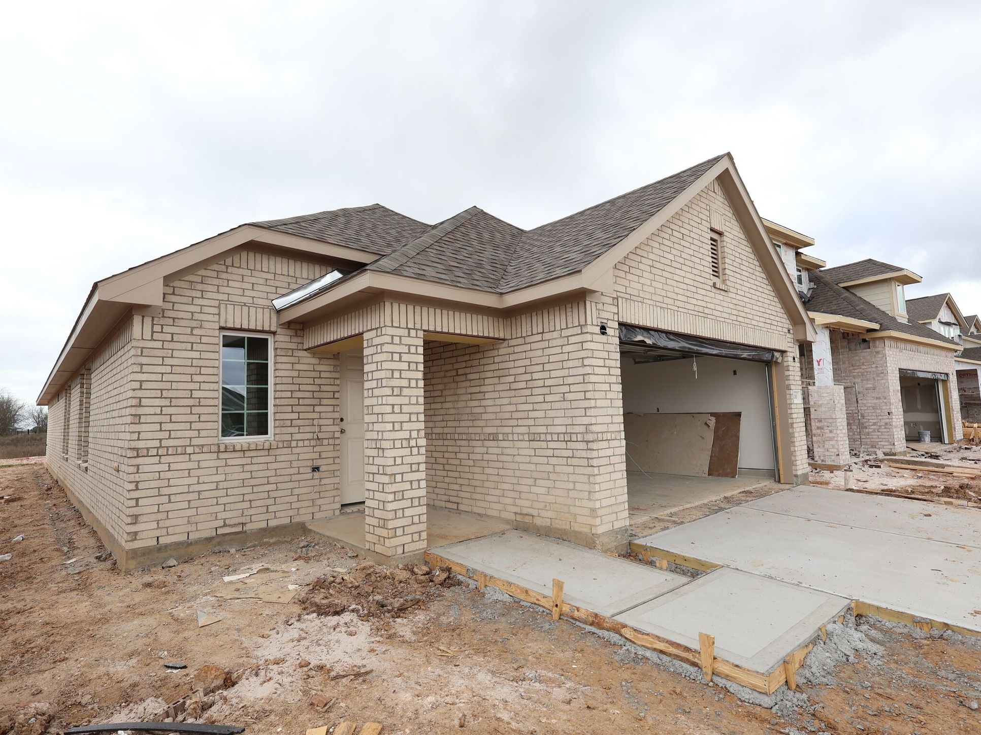 Side Exterior:Side Exterior