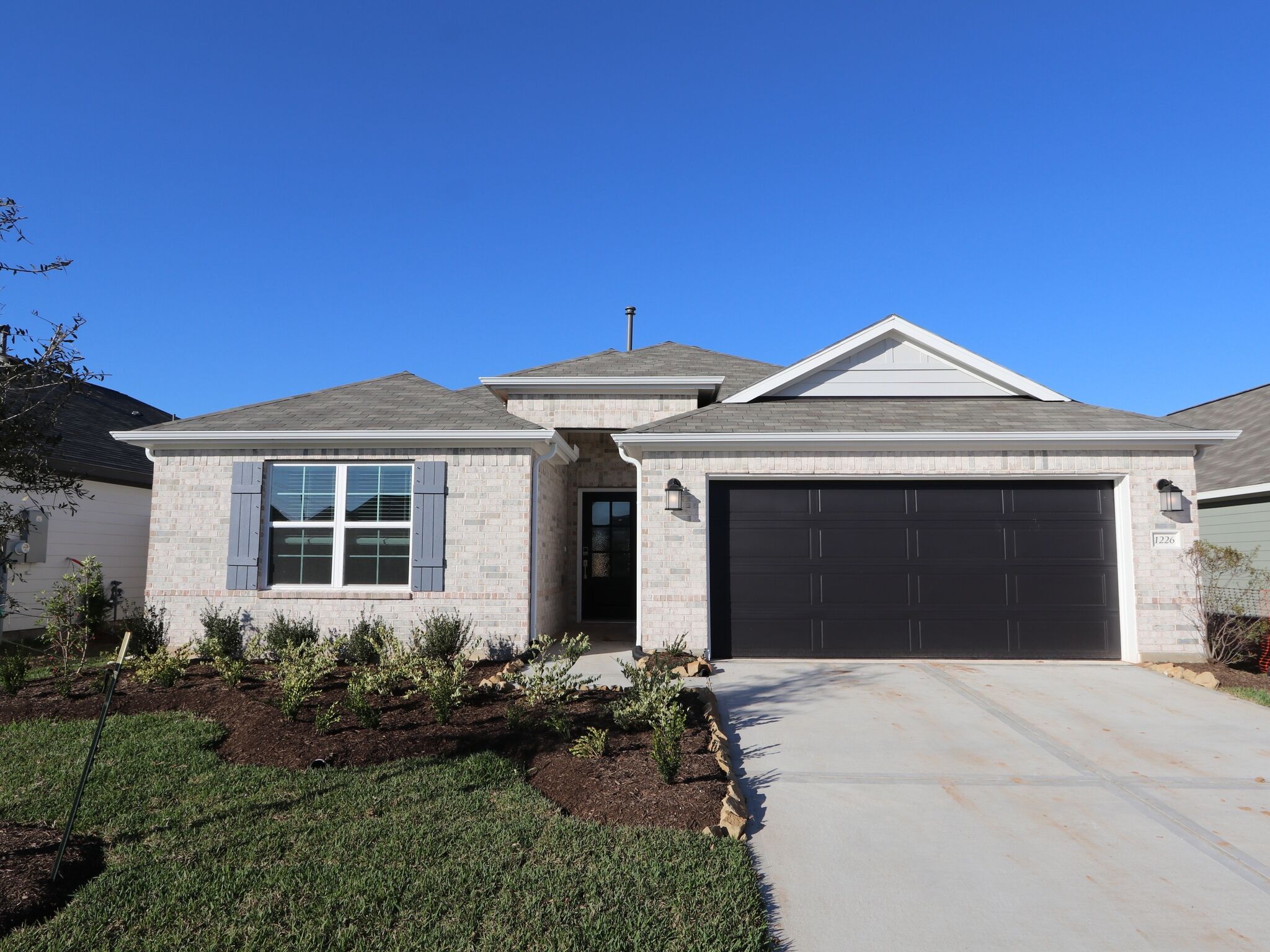 Front Exterior:Front Exterior