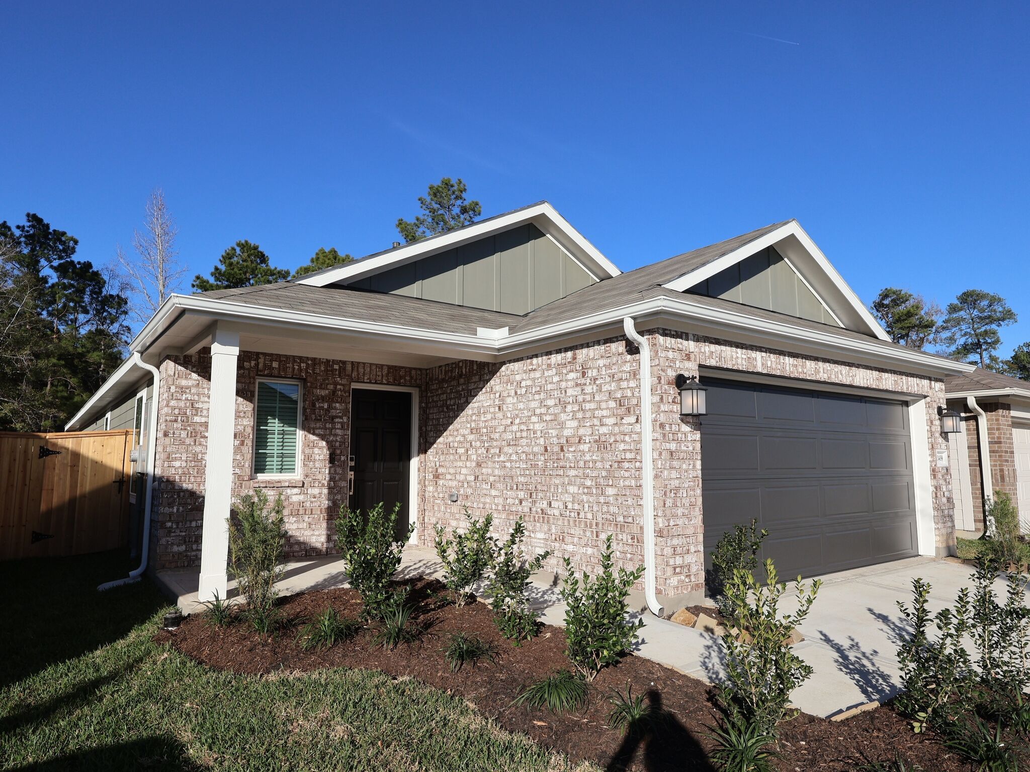 Front Exterior:Front Exterior