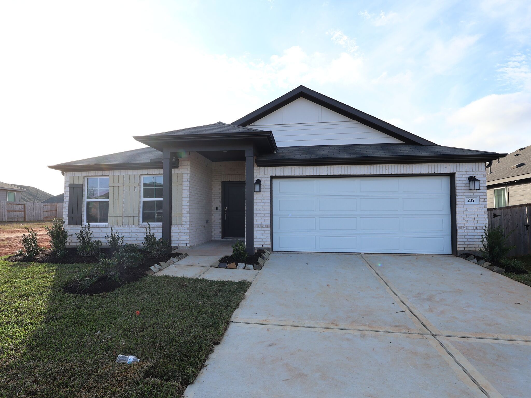 Front Exterior:Front Exterior