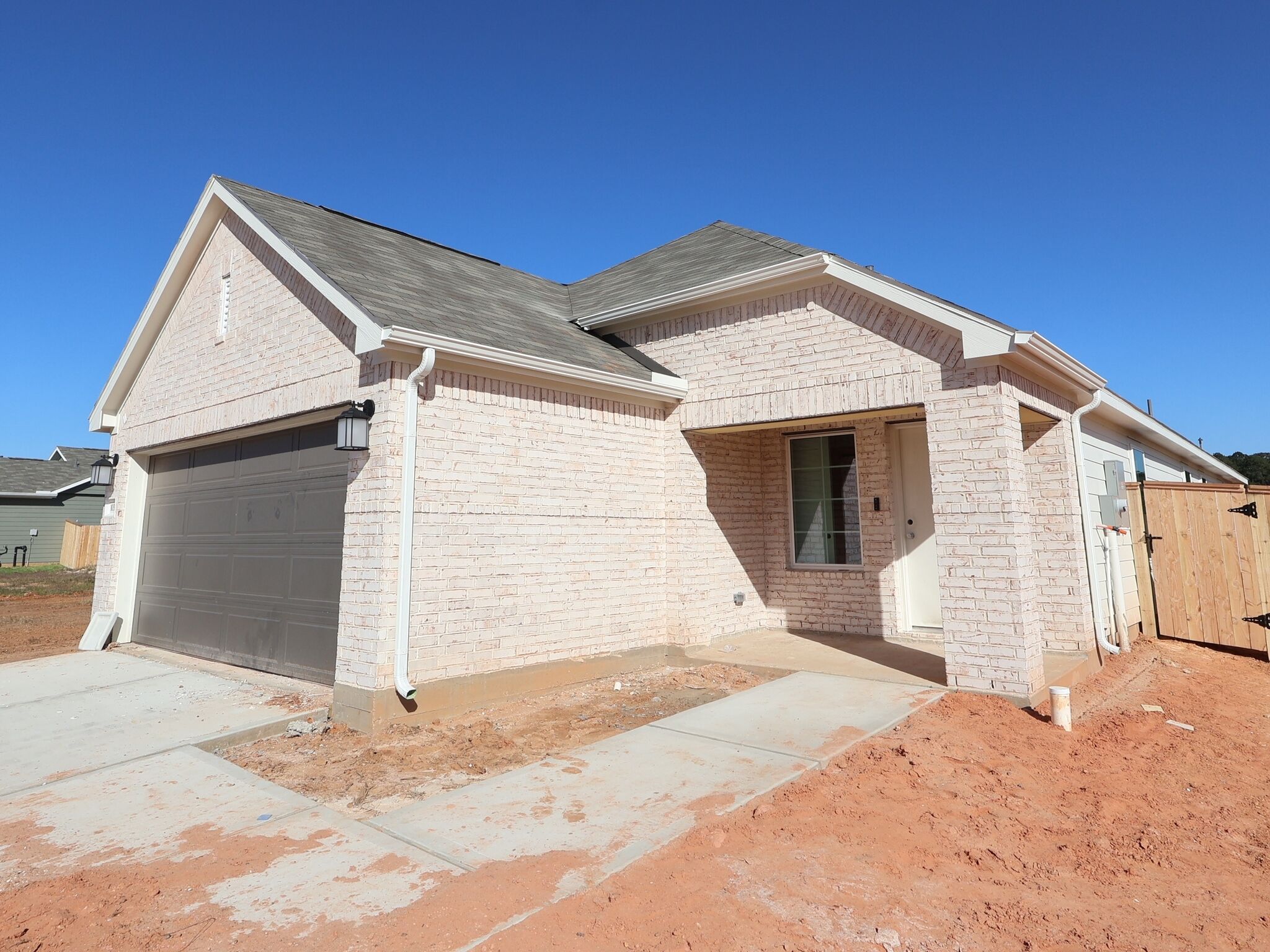 Side Exterior:Side Exterior