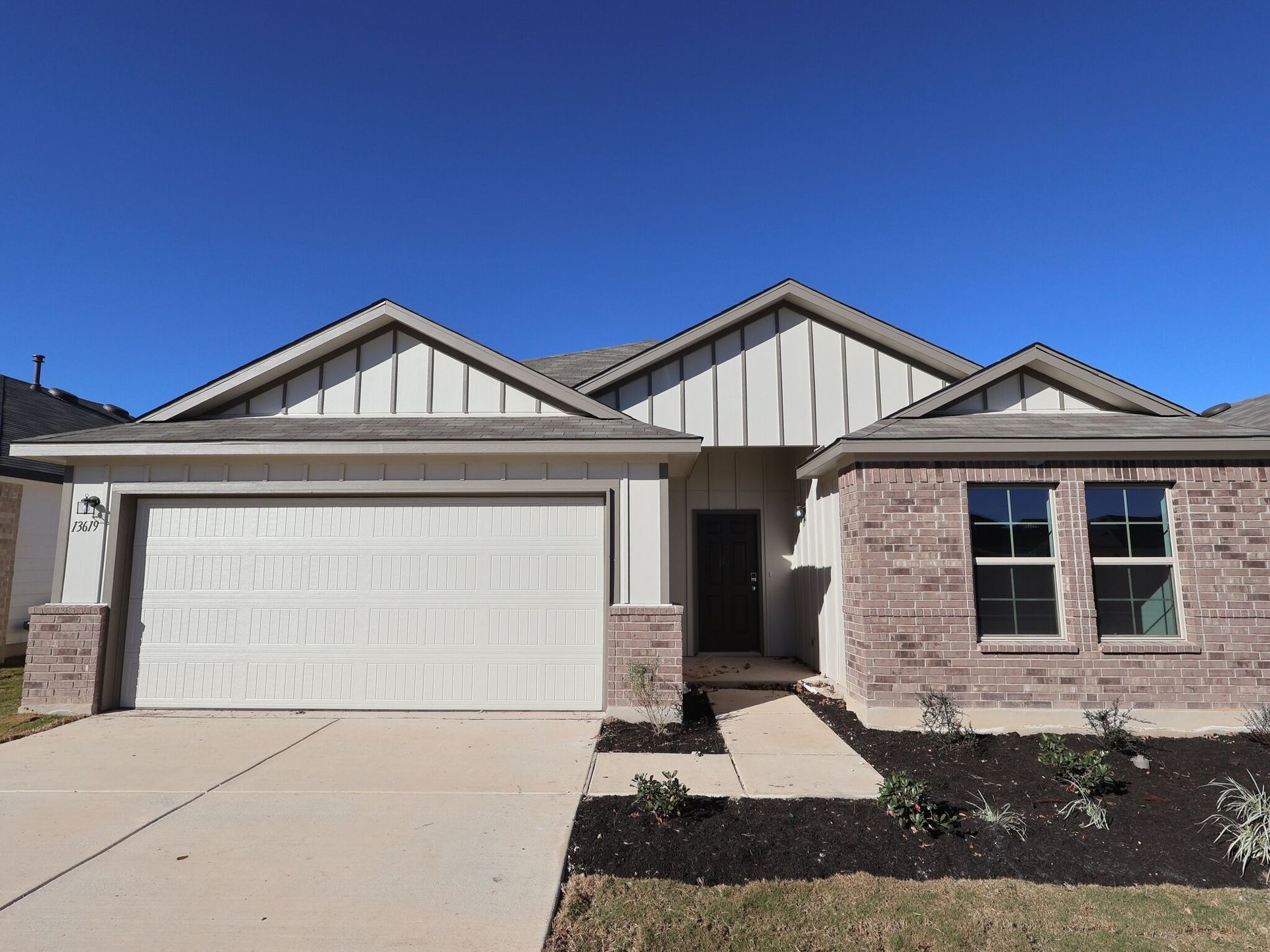 Front Exterior:Front Exterior