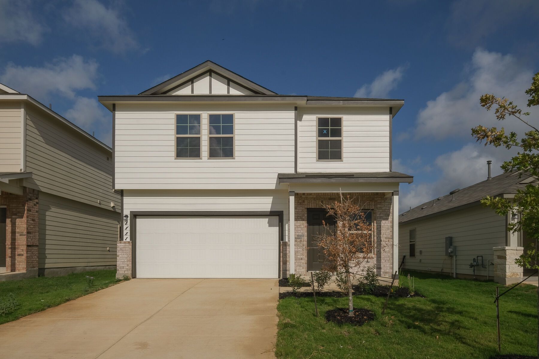 Front Exterior:Front Exterior