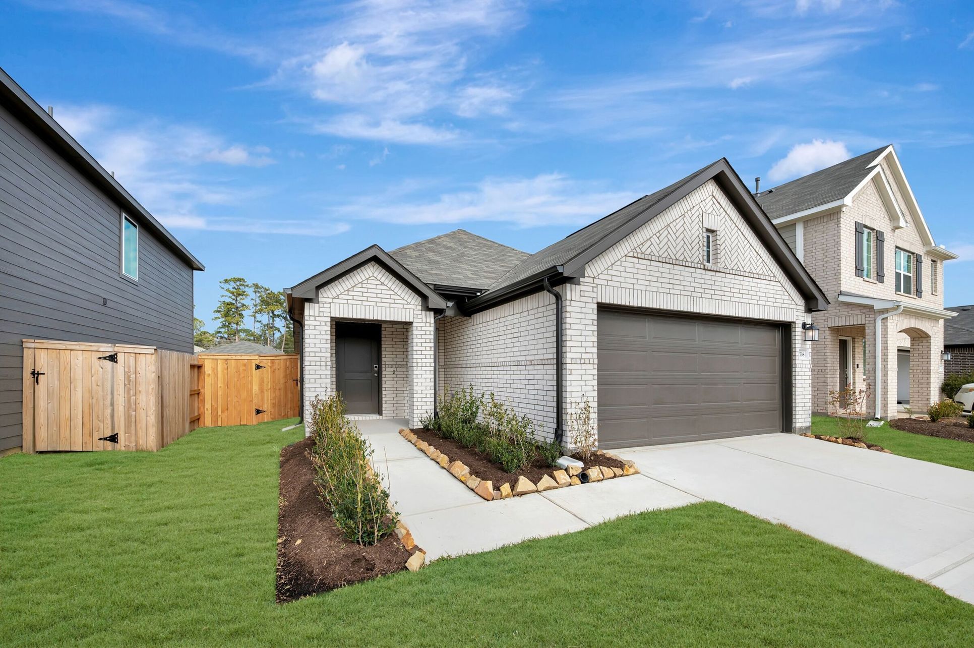 Front Exterior:Front Exterior