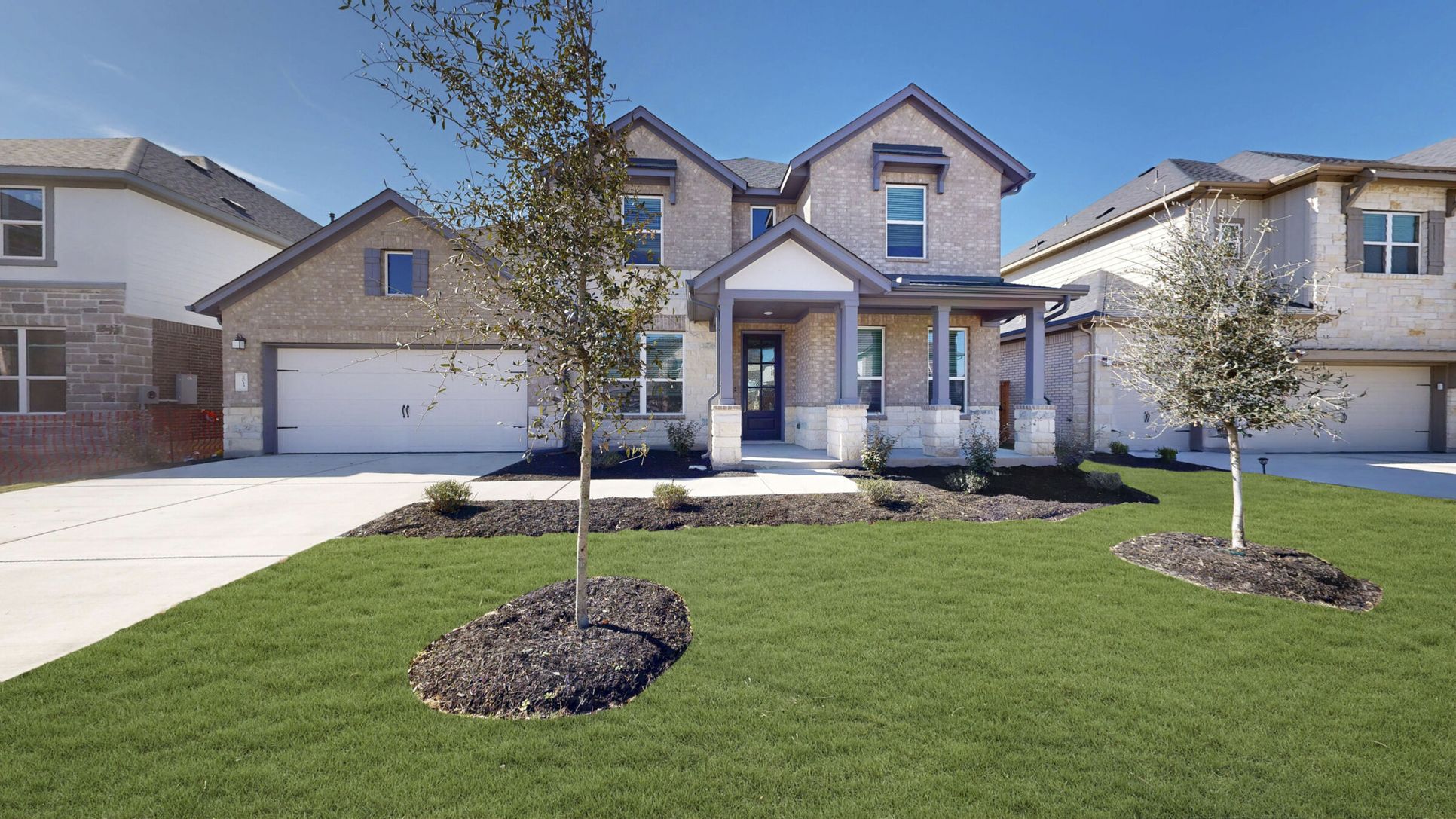 Front Exterior:Front Exterior