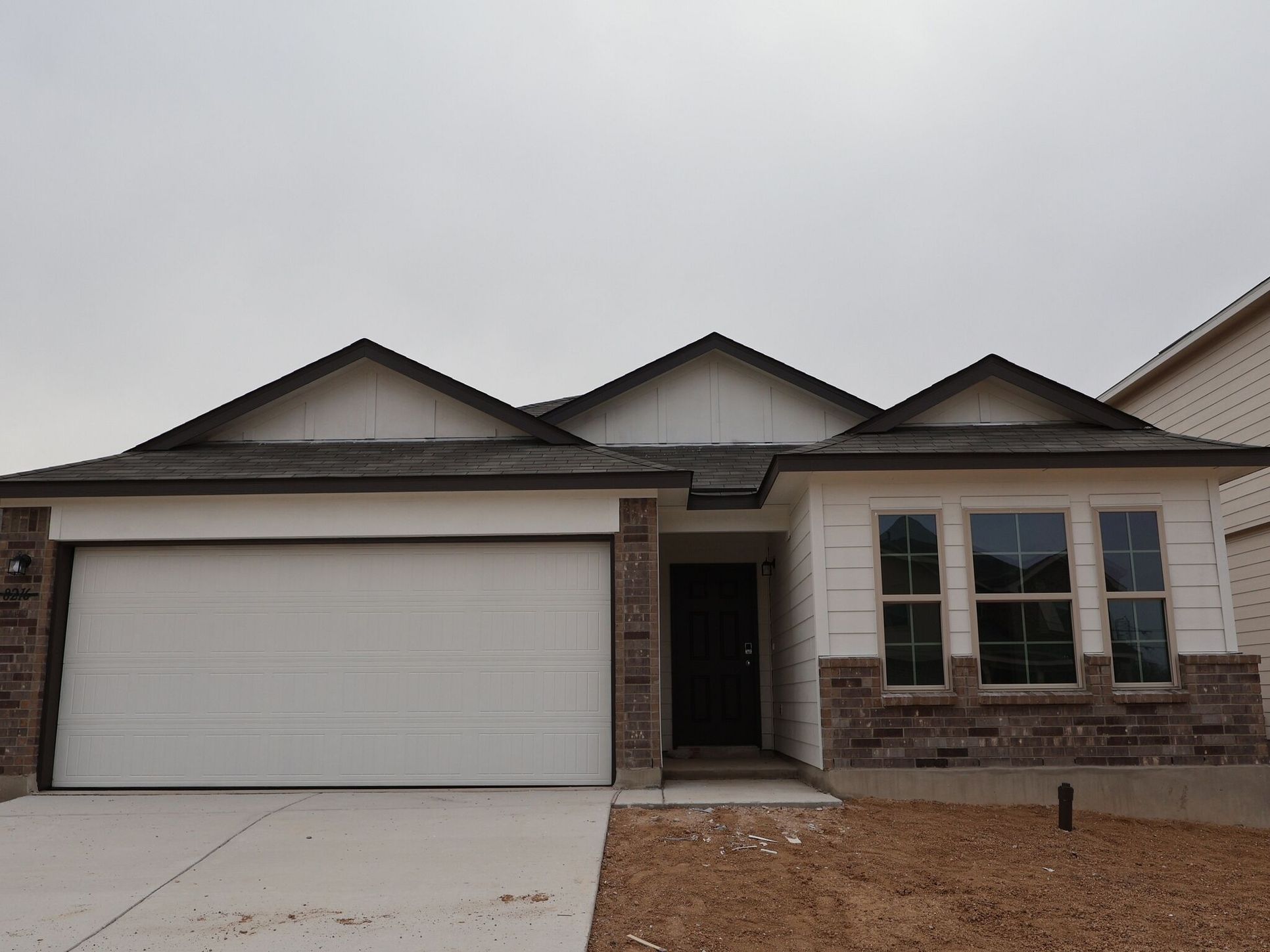 Front Exterior:Front Exterior