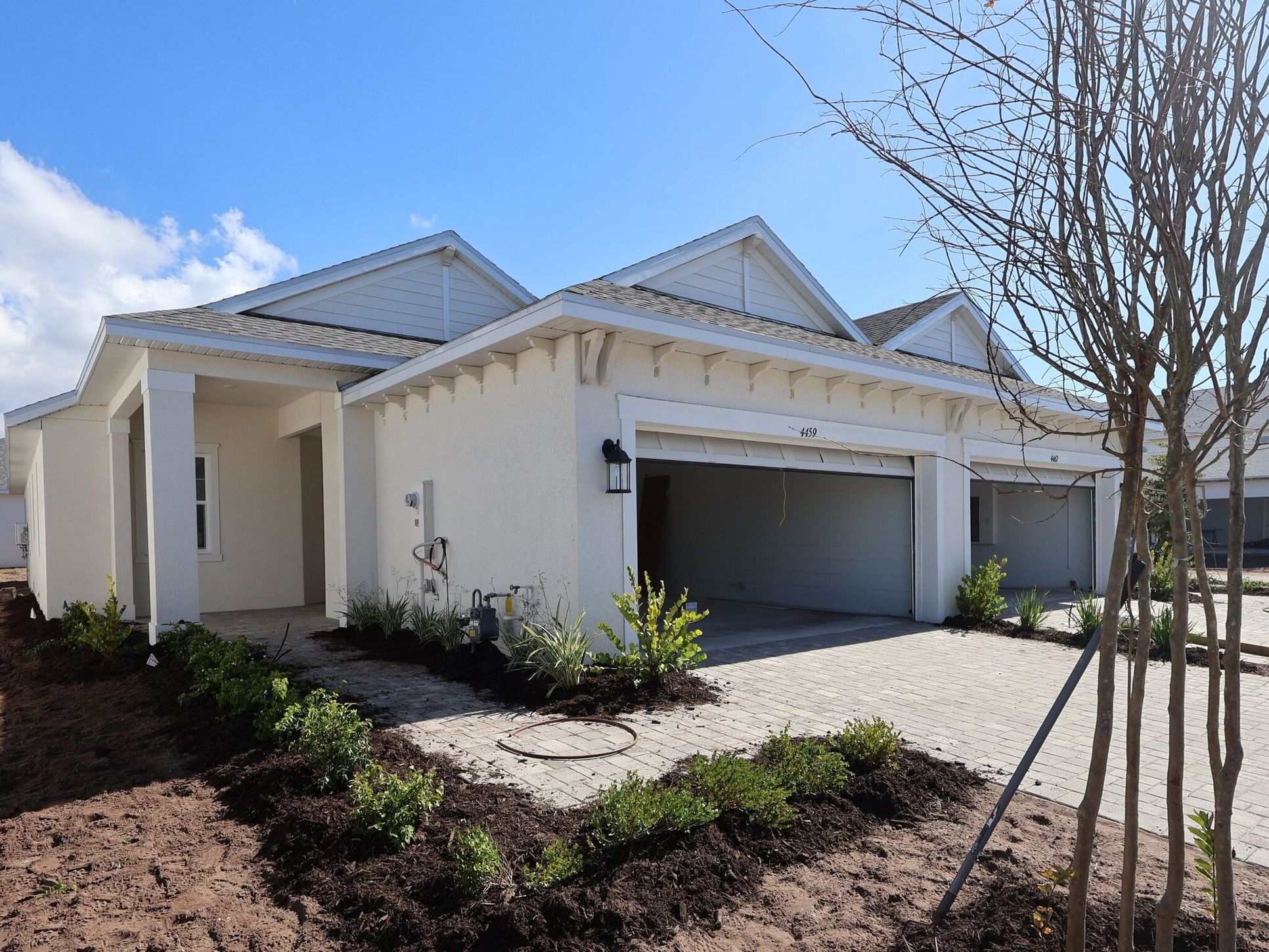 Front exterior:Front exterior