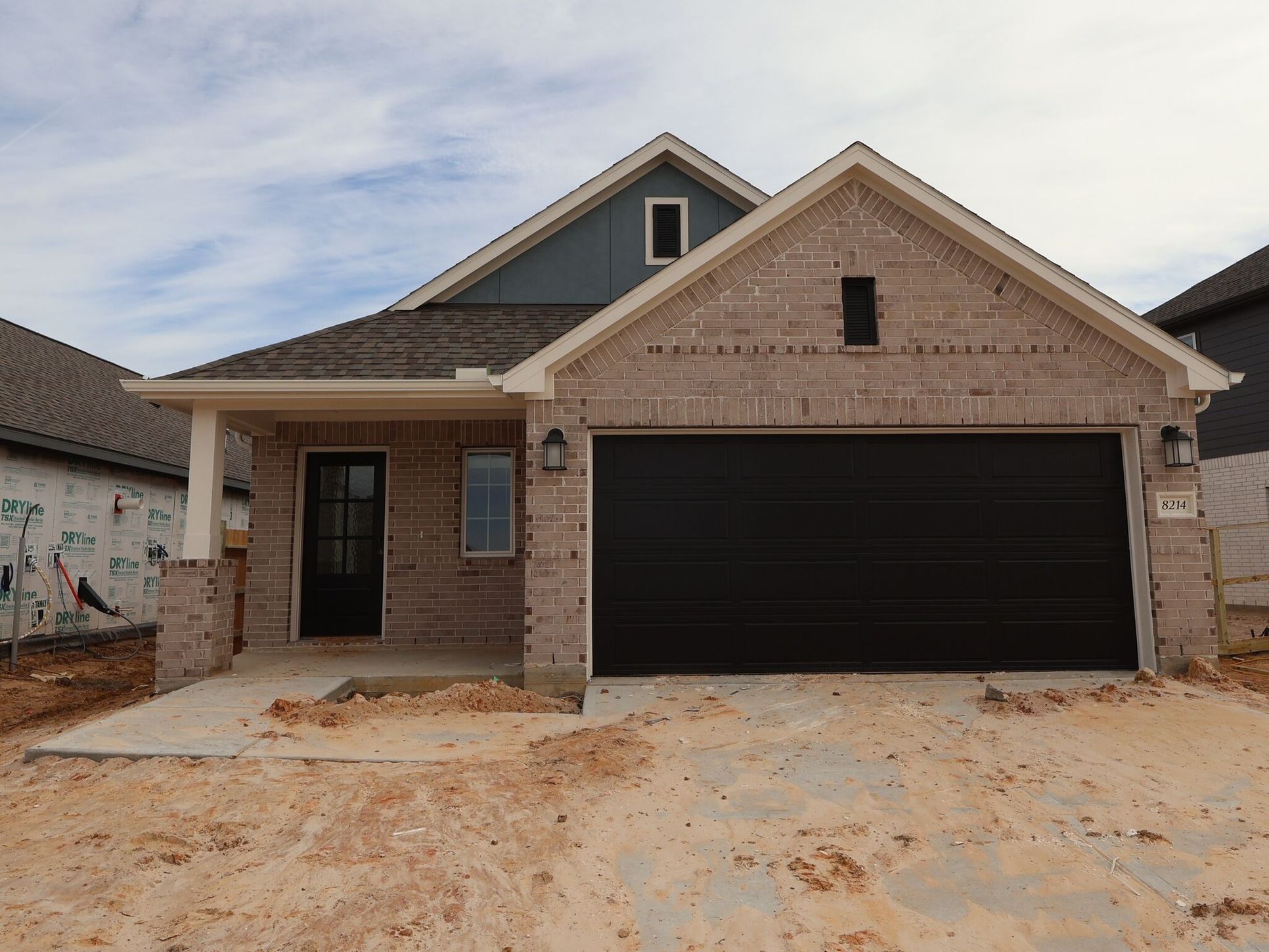 Front Exterior:Front Exterior