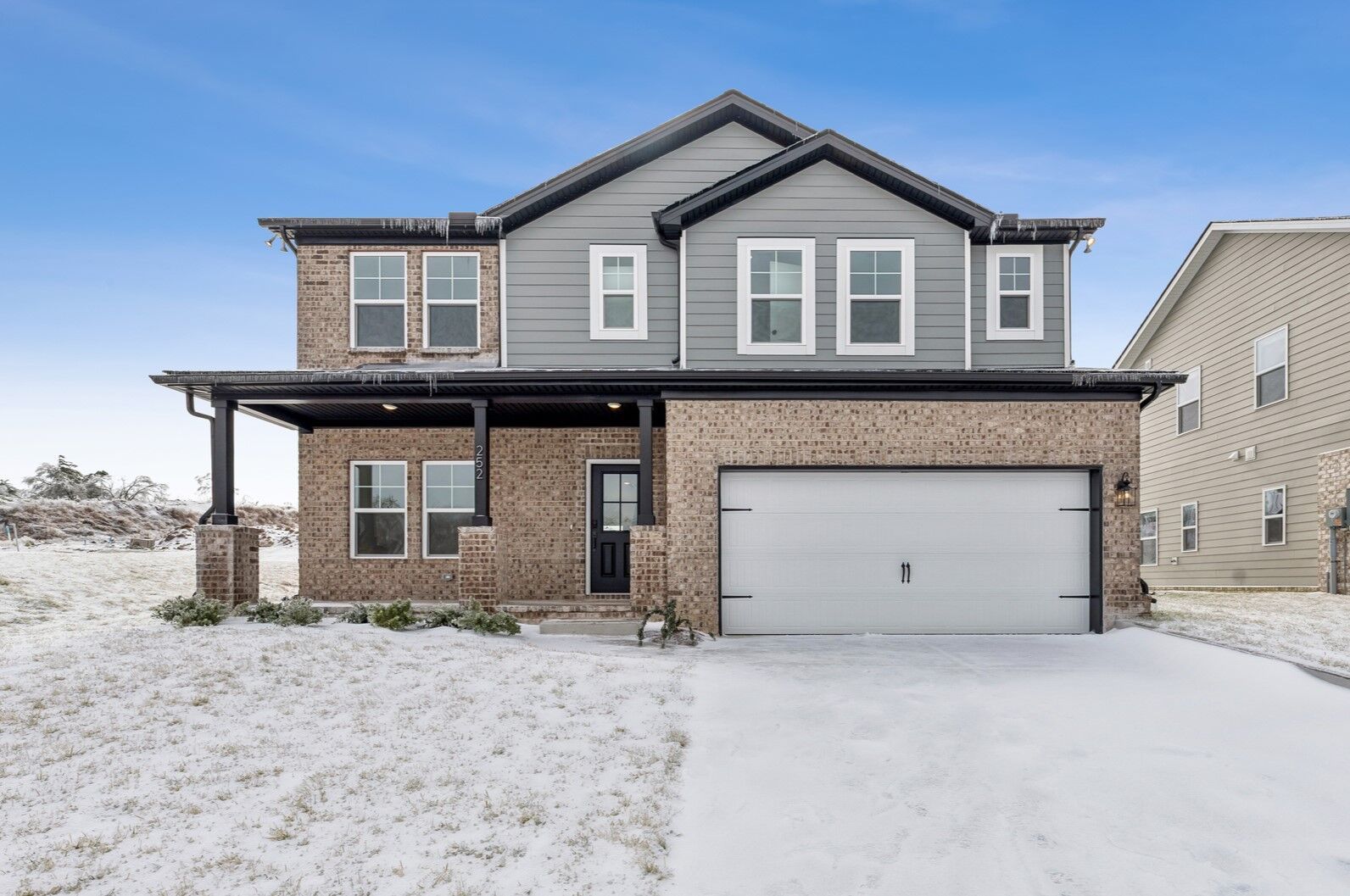 Front Exterior:Front Exterior