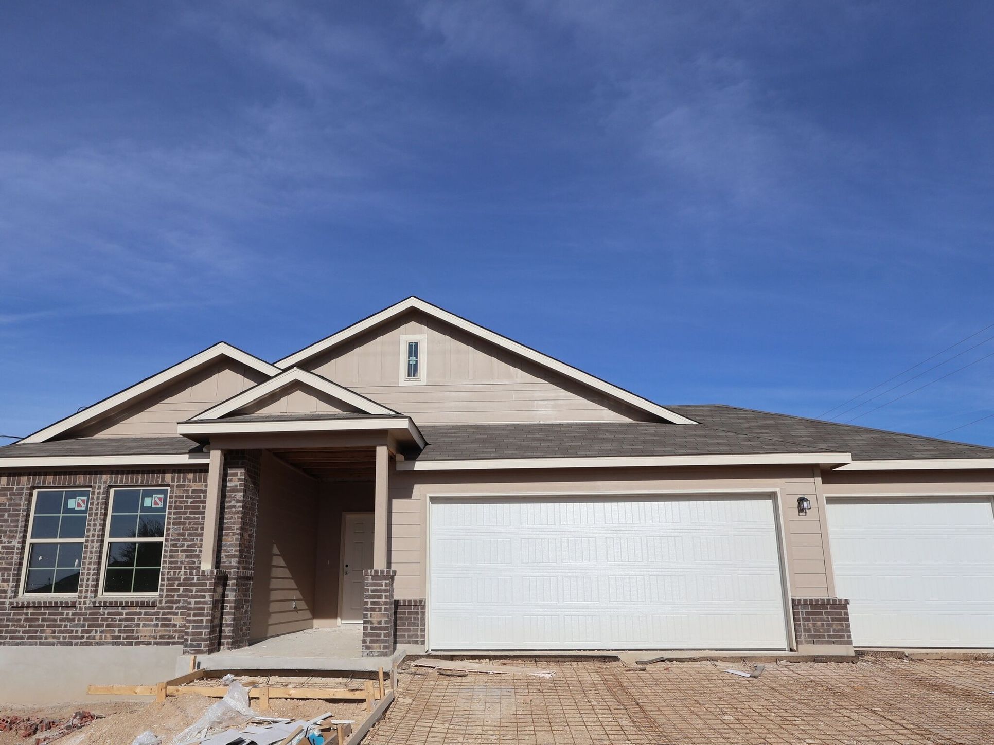 Front Exterior:Front Exterior