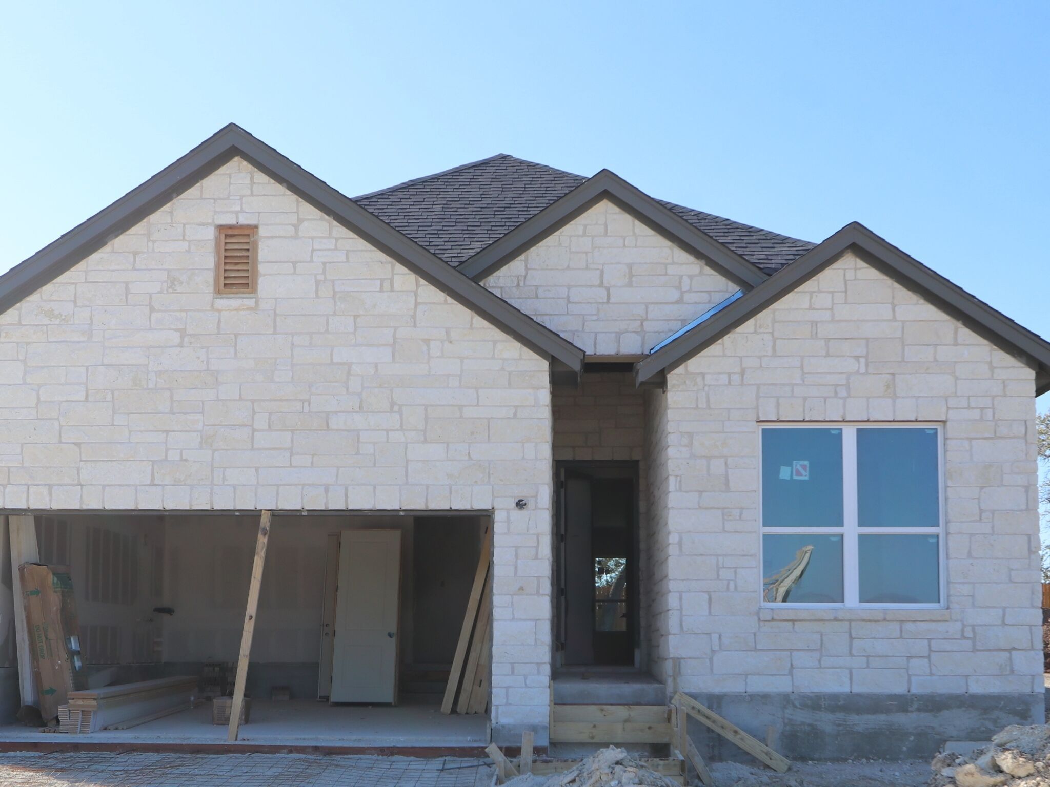 Front Exterior:Front Exterior