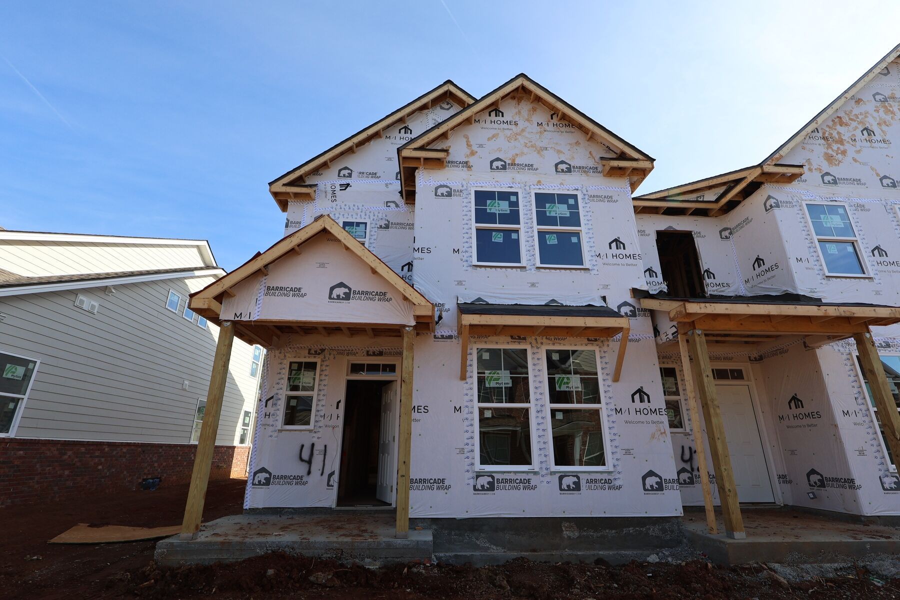 Front Exterior:Front Exterior