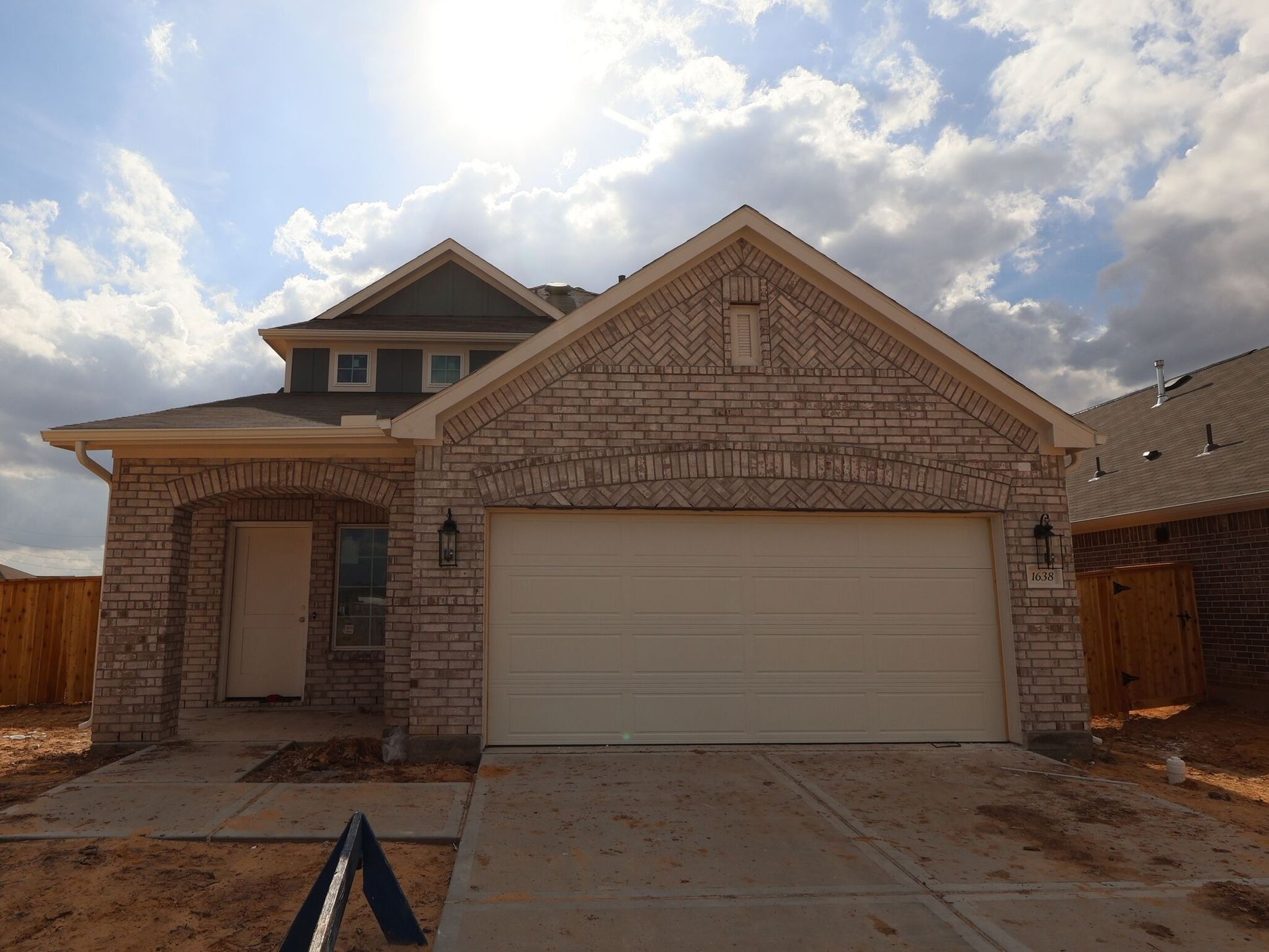 Front Exterior:Front Exterior