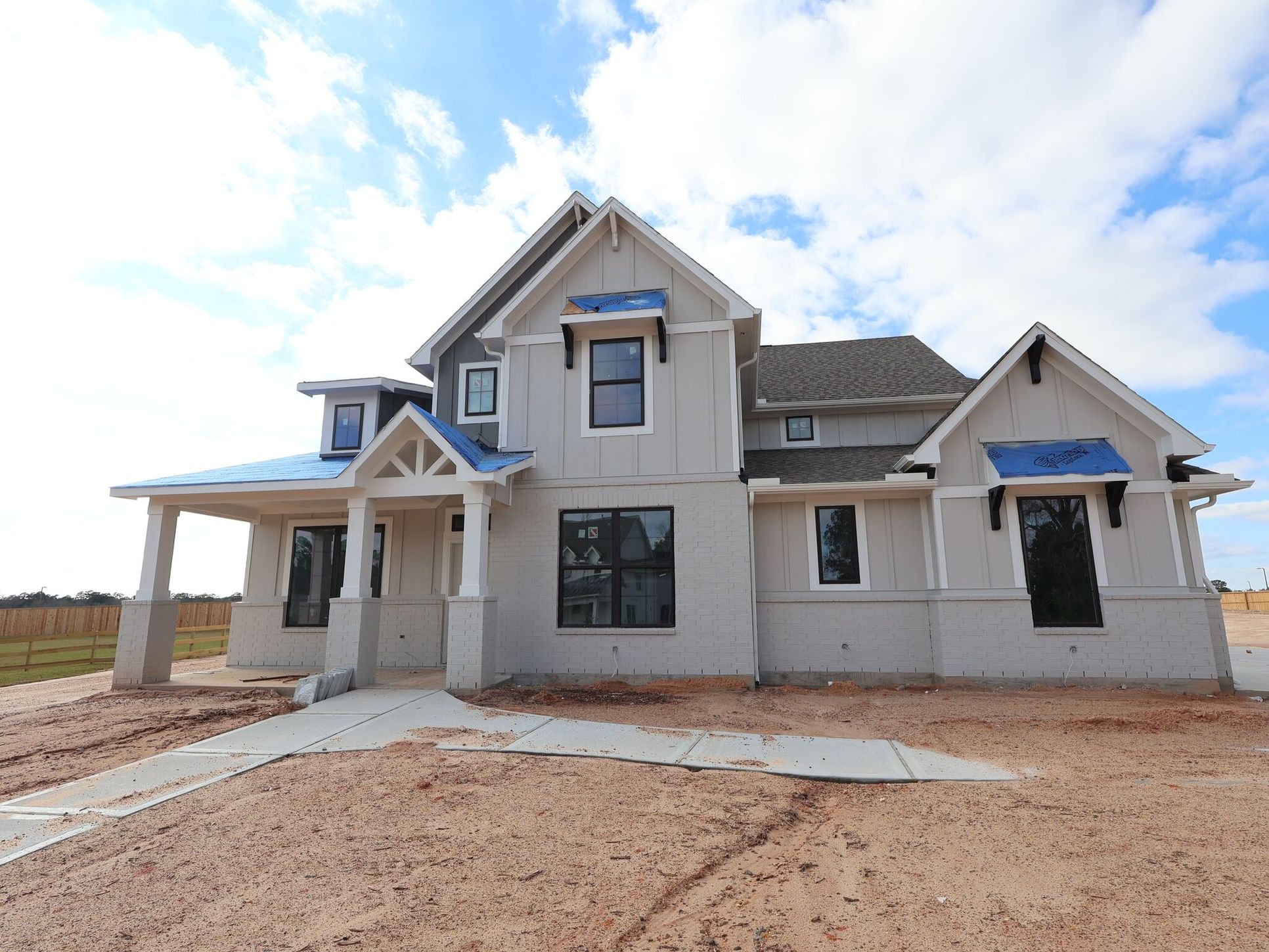 Front Exterior:Front Exterior