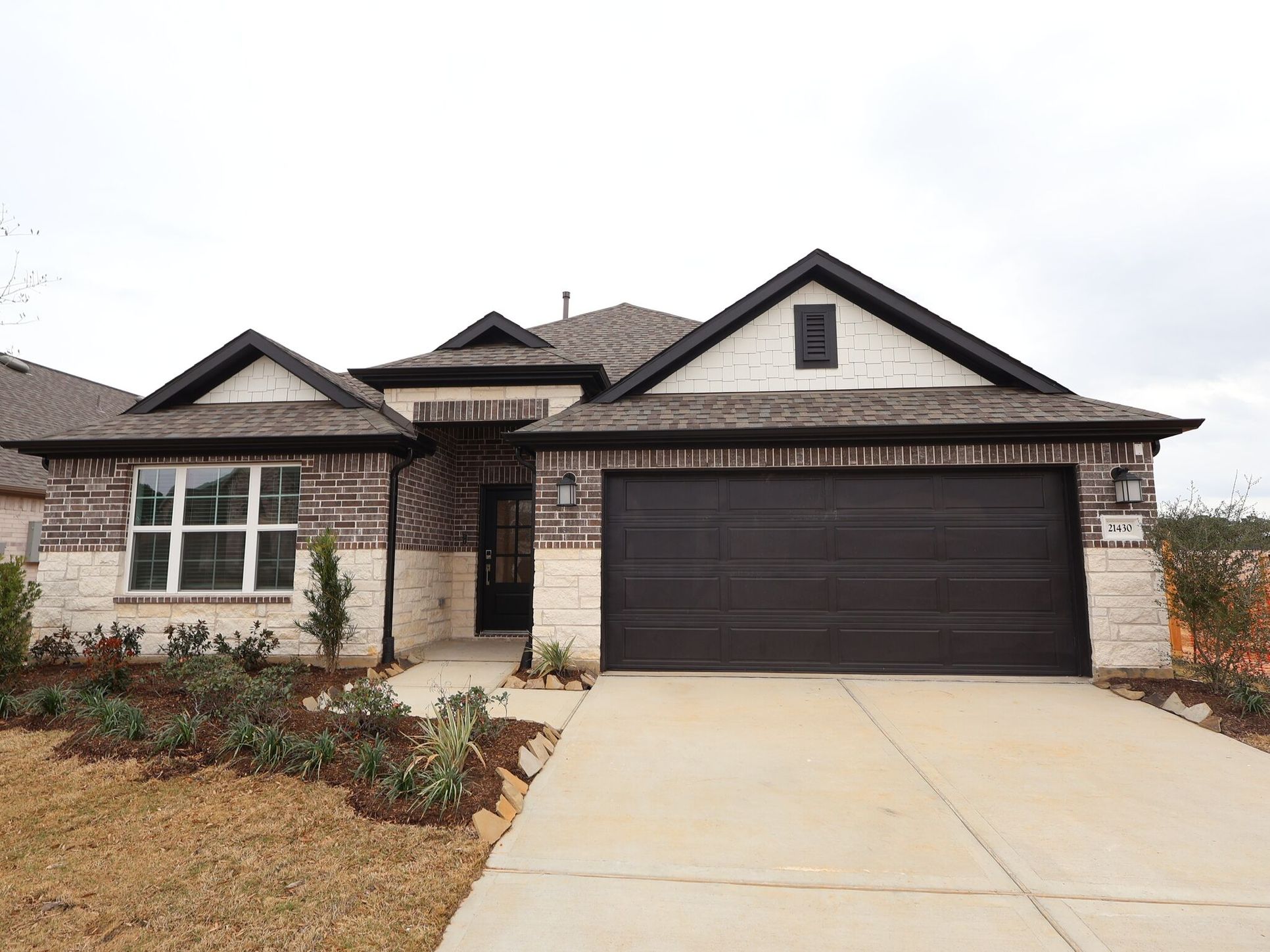 Front Exterior:Front Exterior