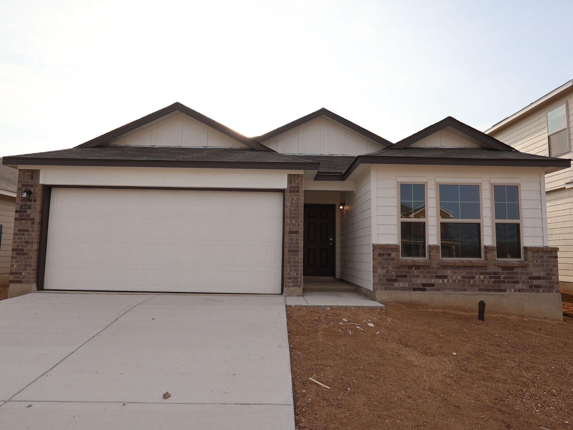 Front Exterior:Front Exterior