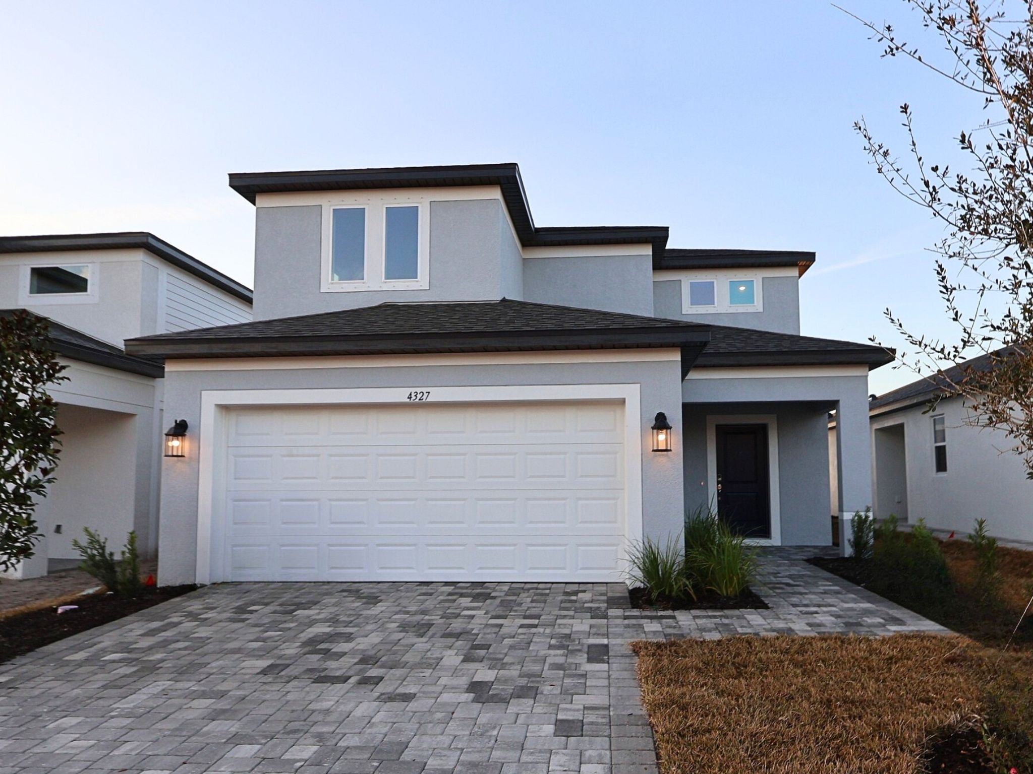 Front exterior:Front exterior