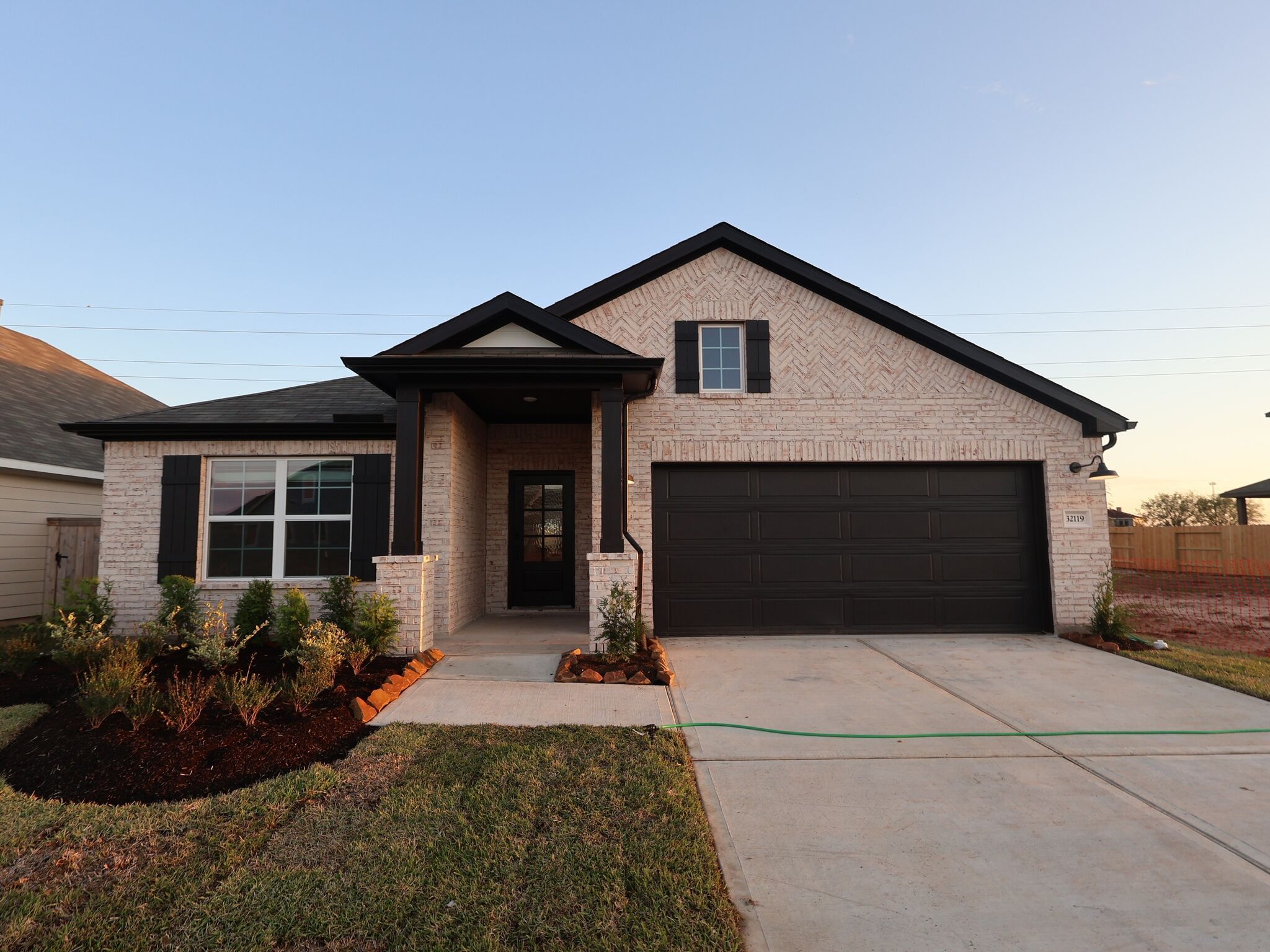 Front Exterior:Front Exterior