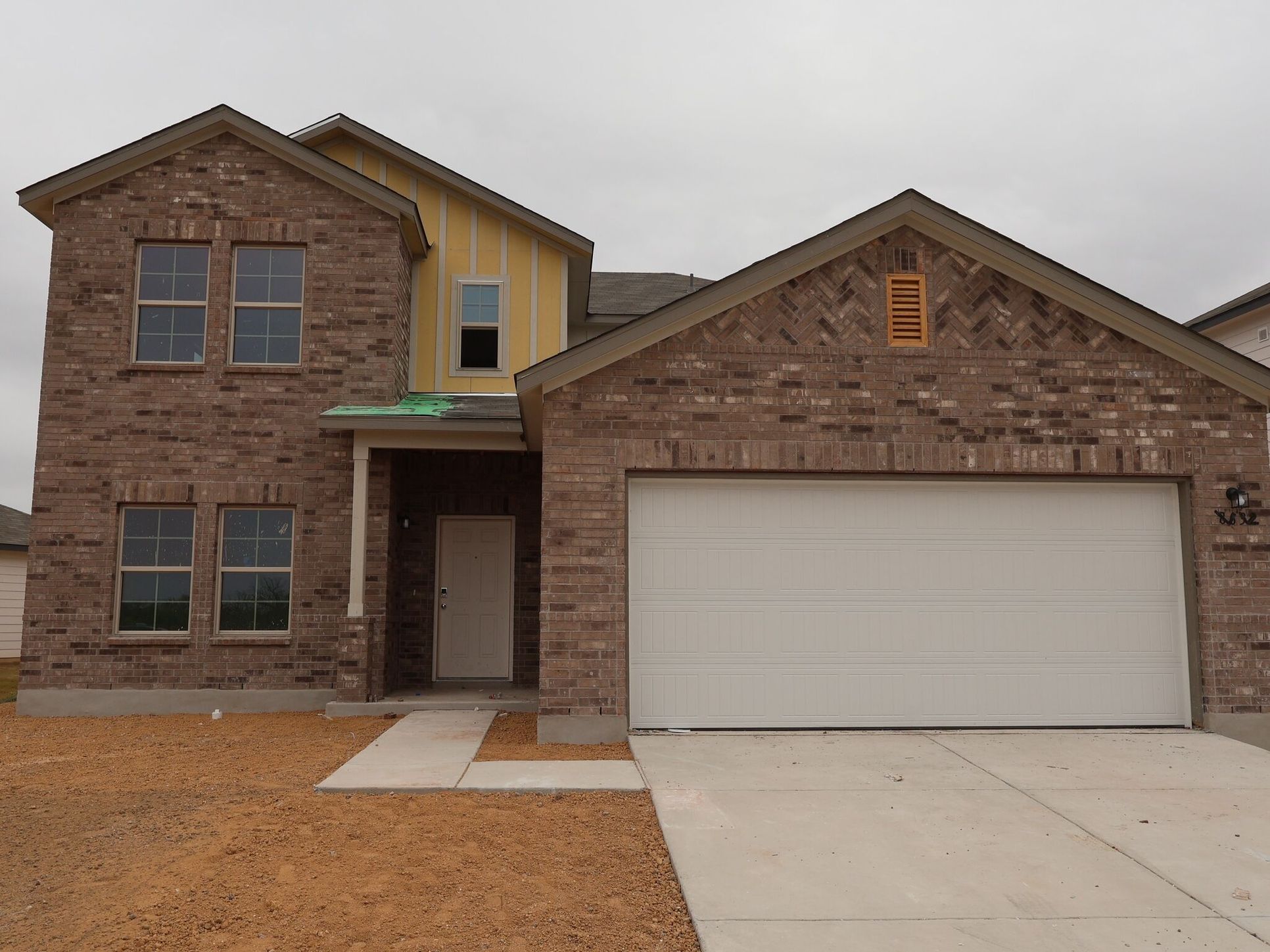 Front Exterior:Front Exterior