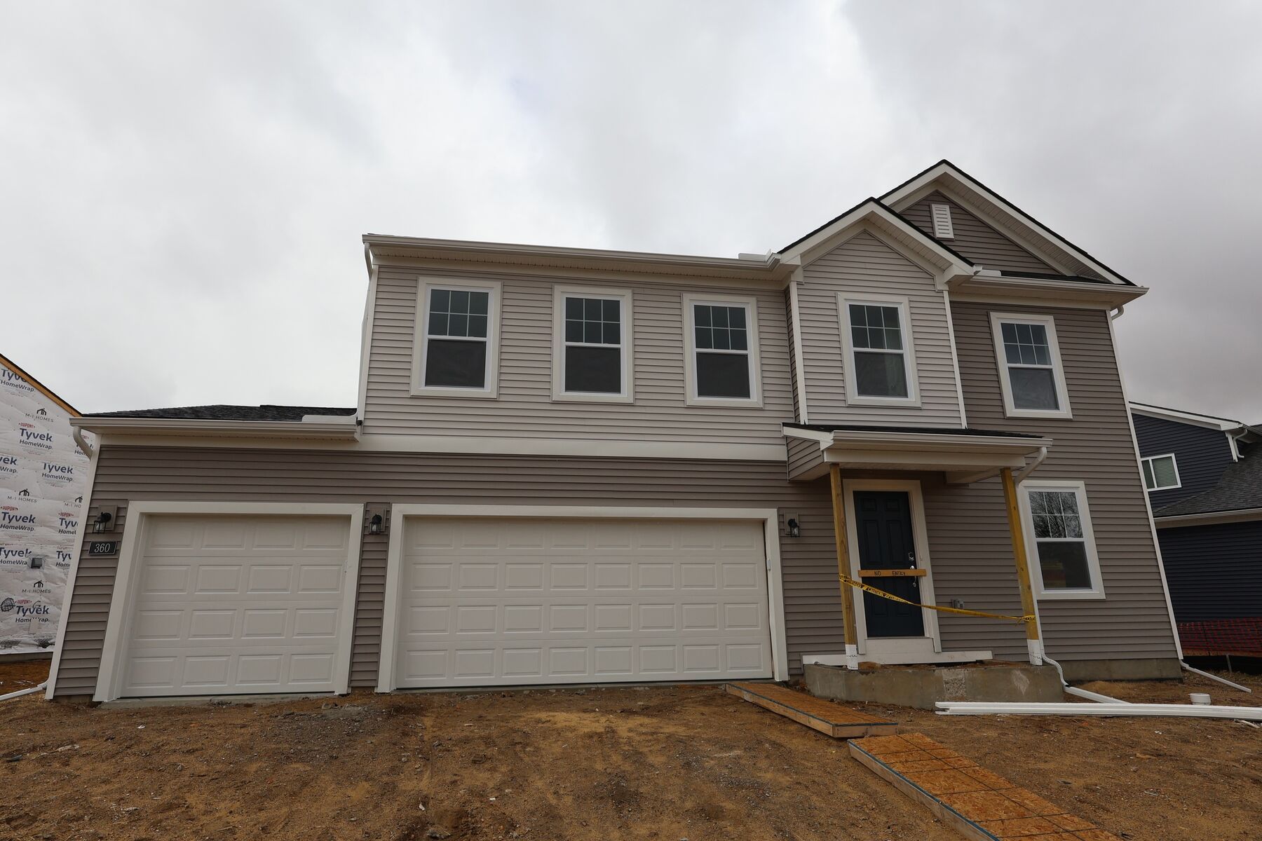 Front Exterior:Front Exterior