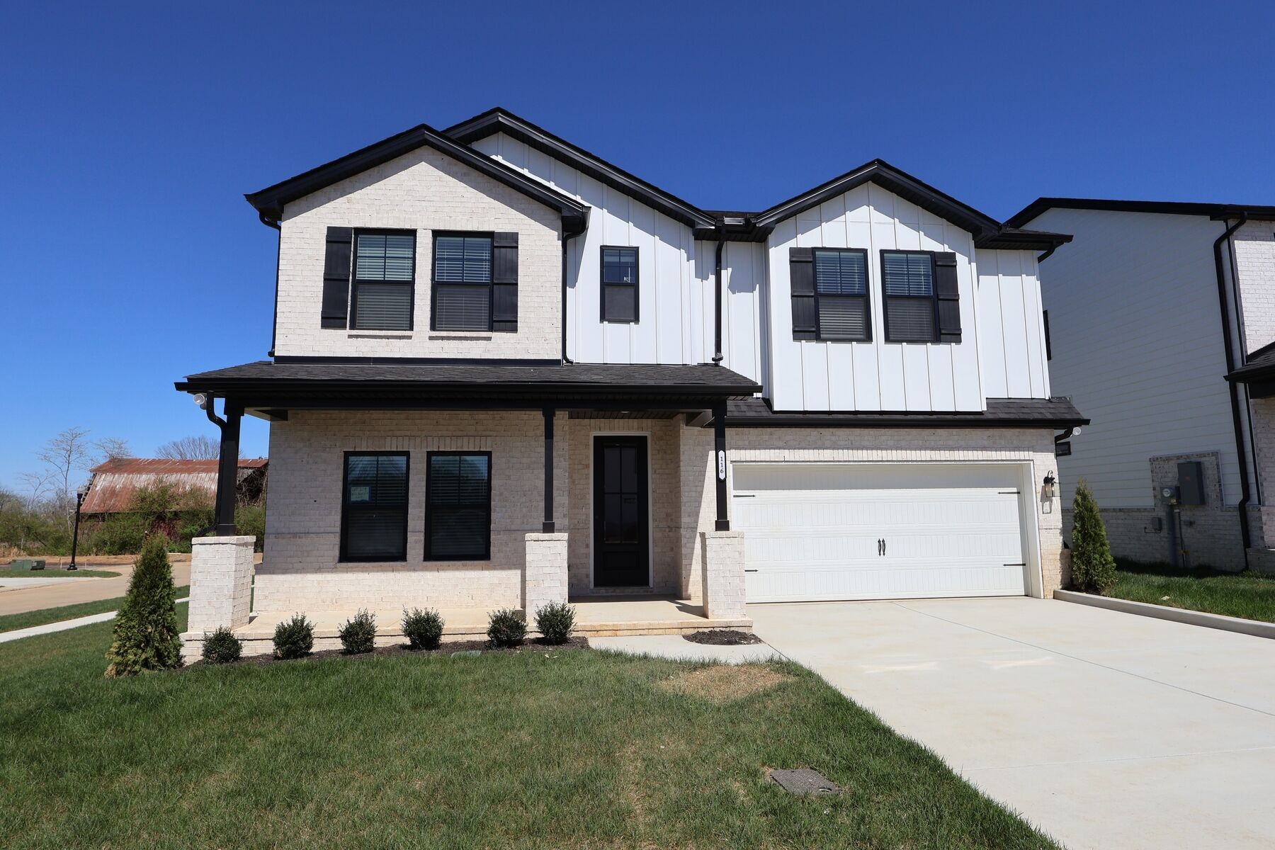 Front Exterior:Front Exterior