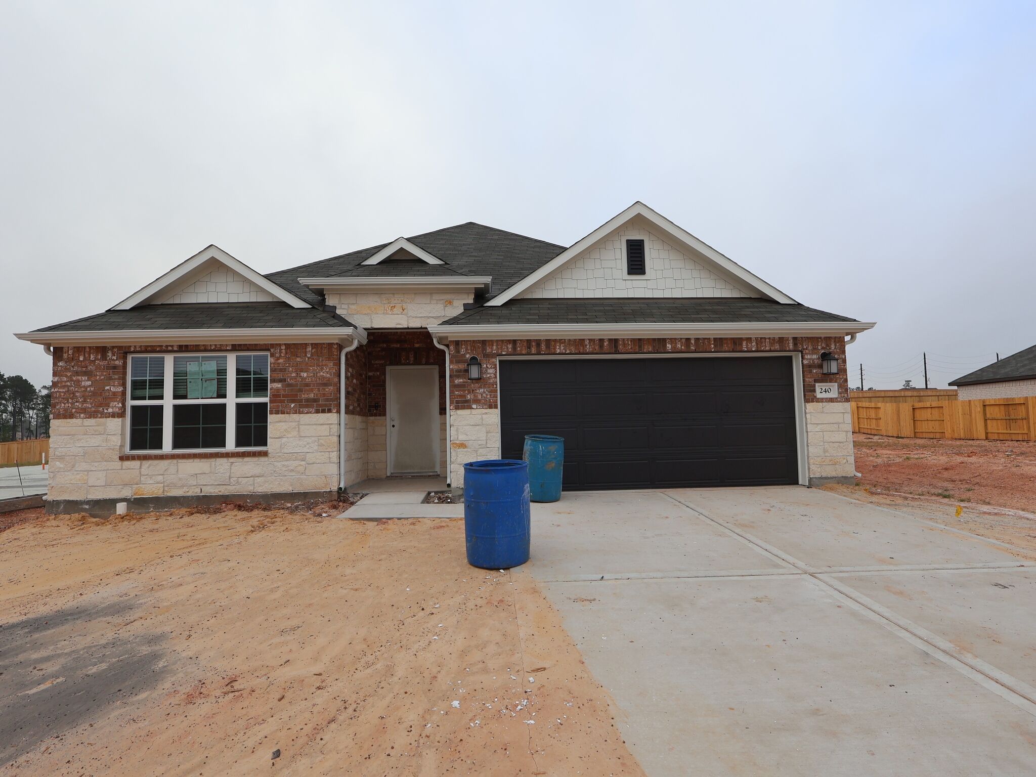 Front Exterior:Front Exterior