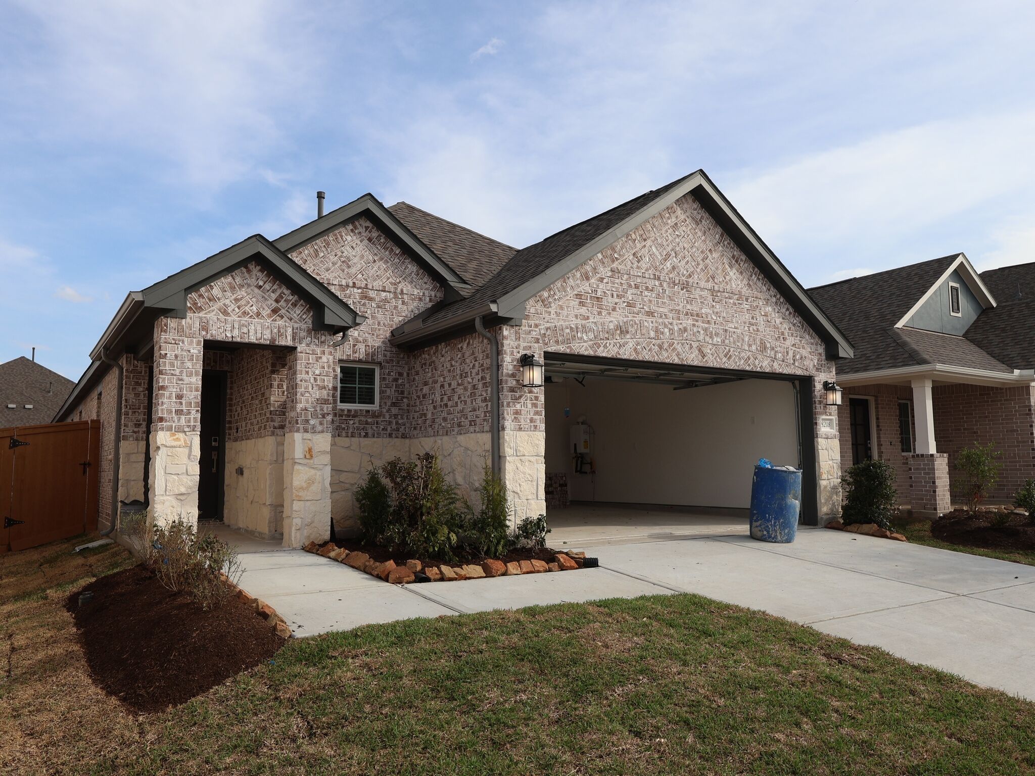 Front Exterior:Front Exterior