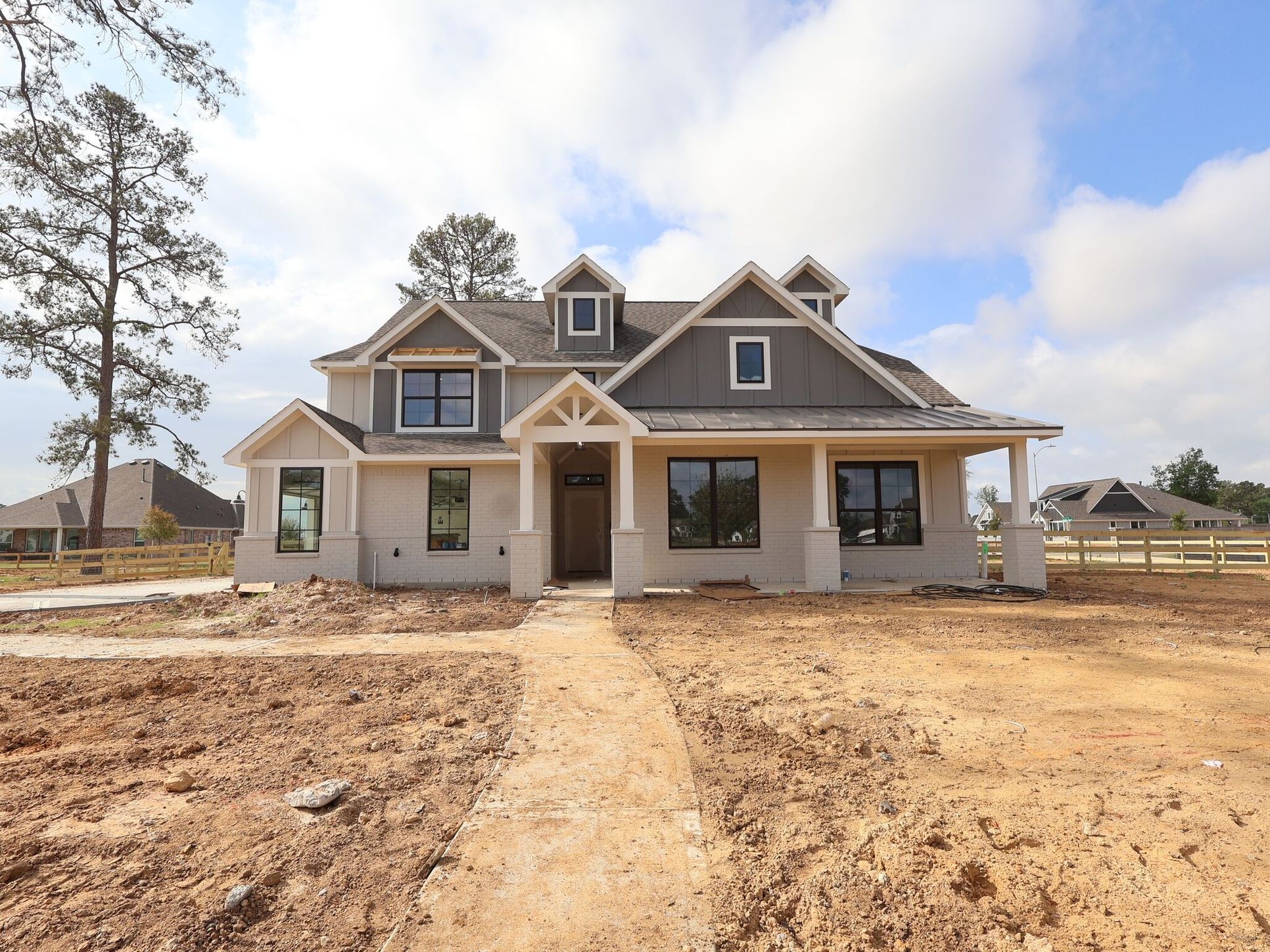 Front Exterior:Front Exterior