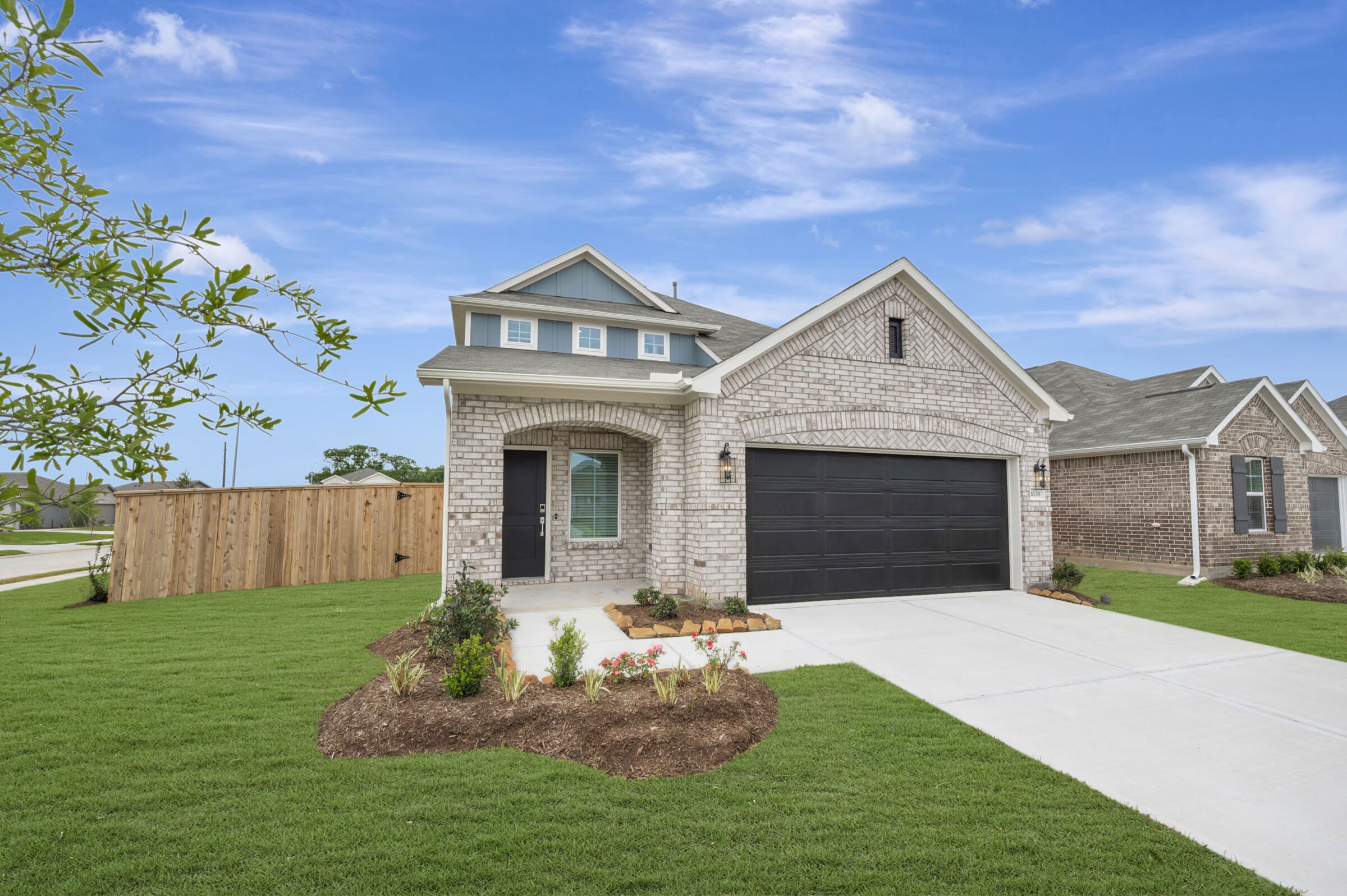Front Exterior:Front Exterior