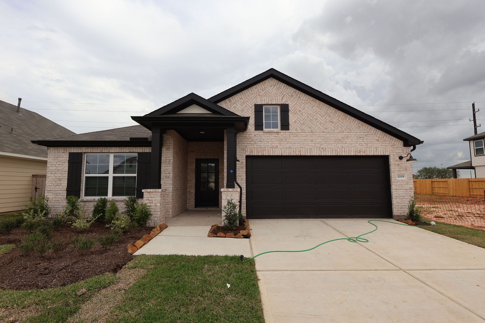 Front Exterior:Front Exterior