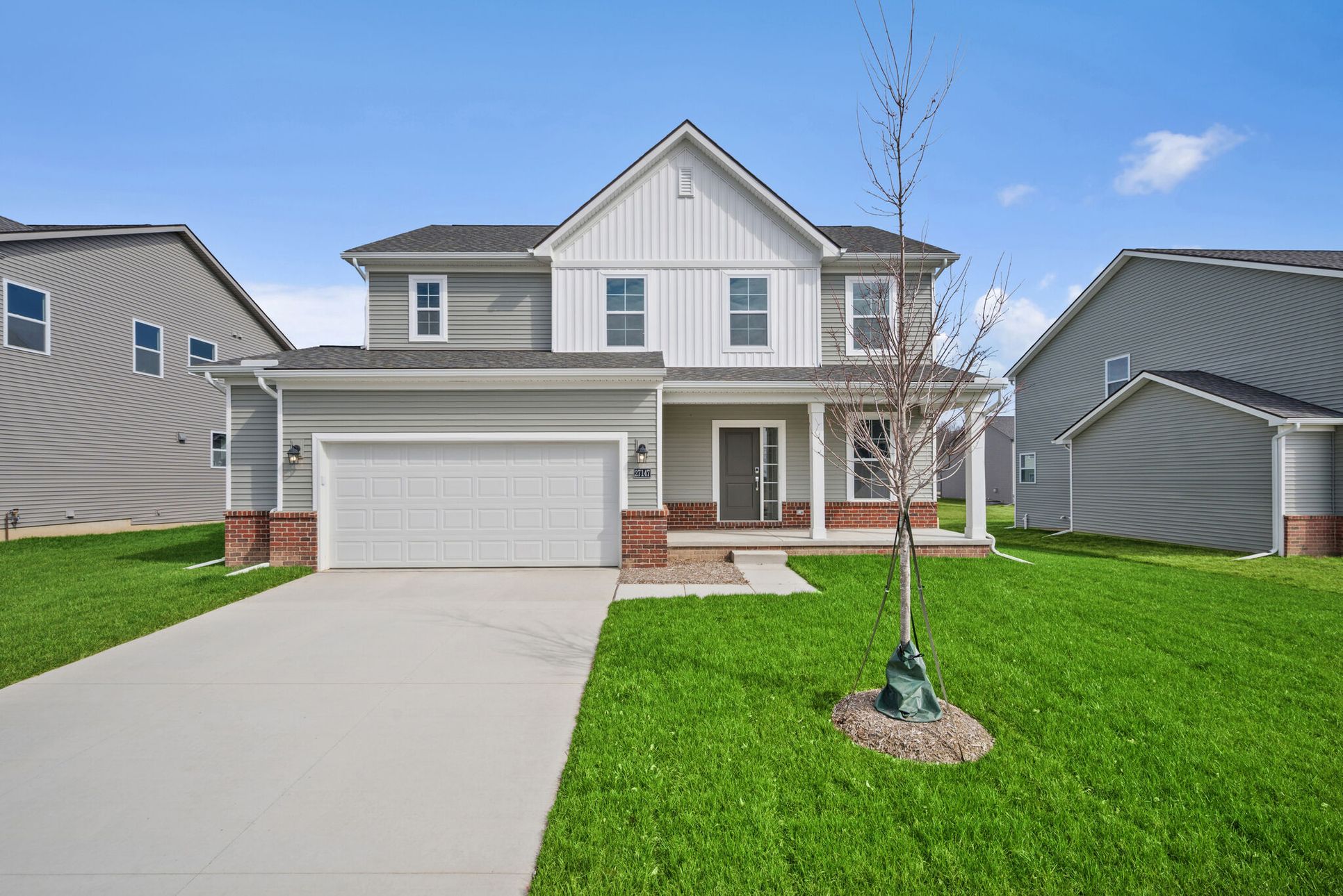 Front Exterior:Front Exterior