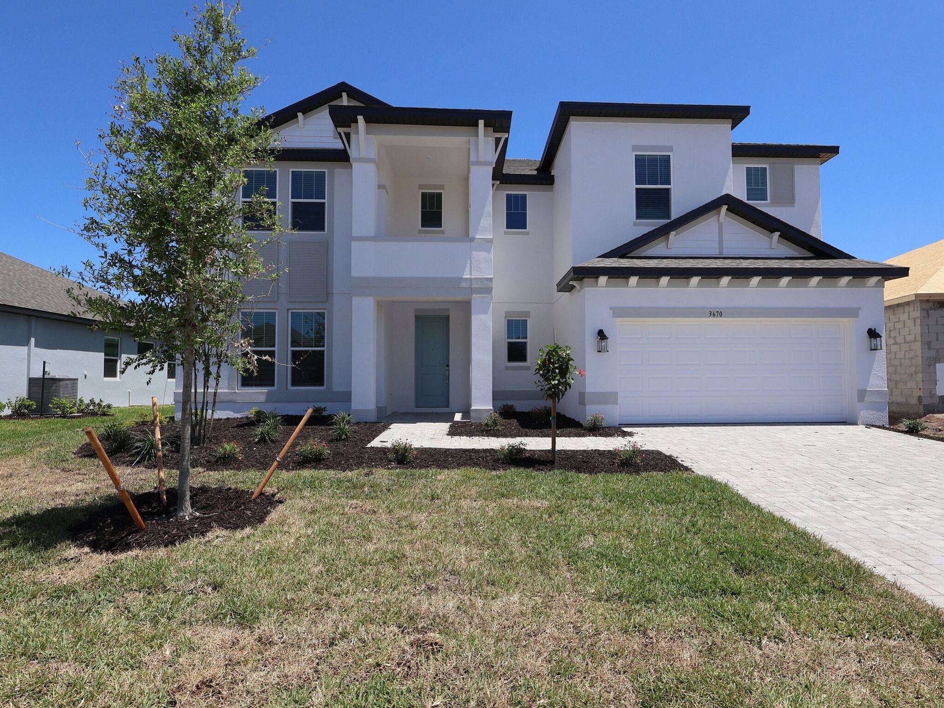 Front exterior:Front exterior