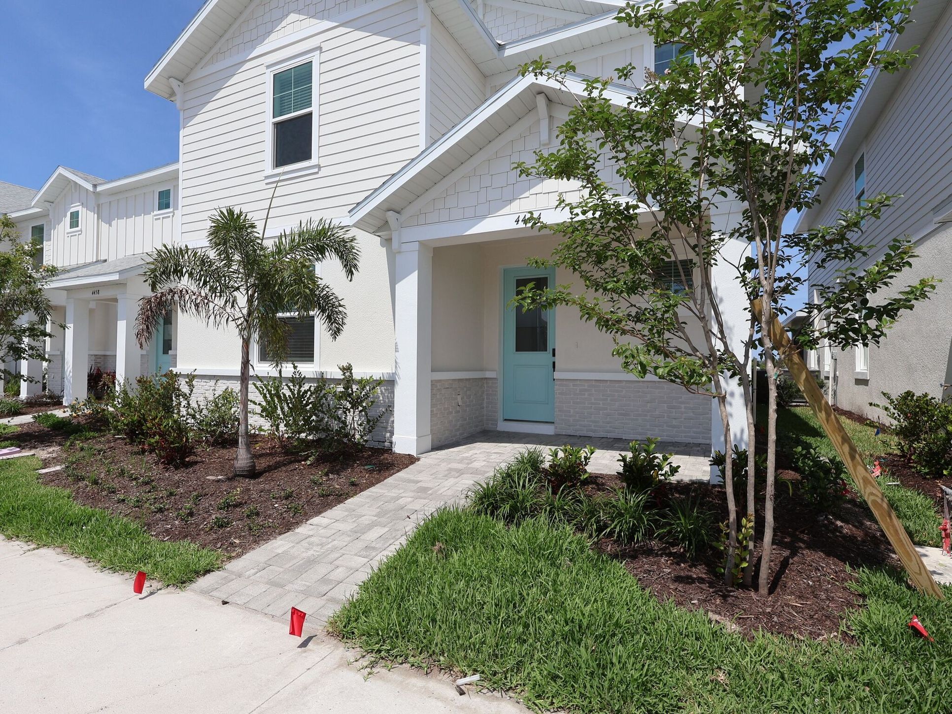 Front exterior:Front exterior