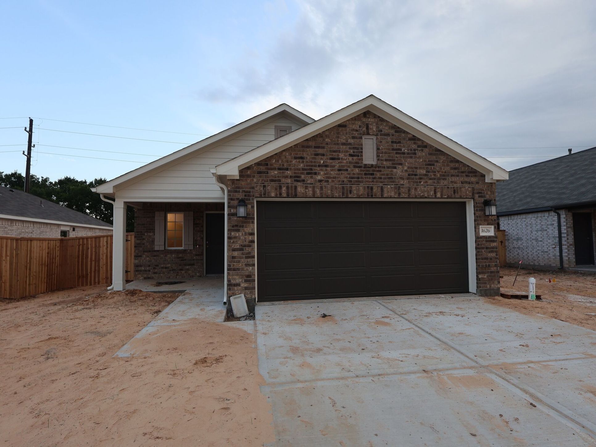 Front Exterior:Front Exterior