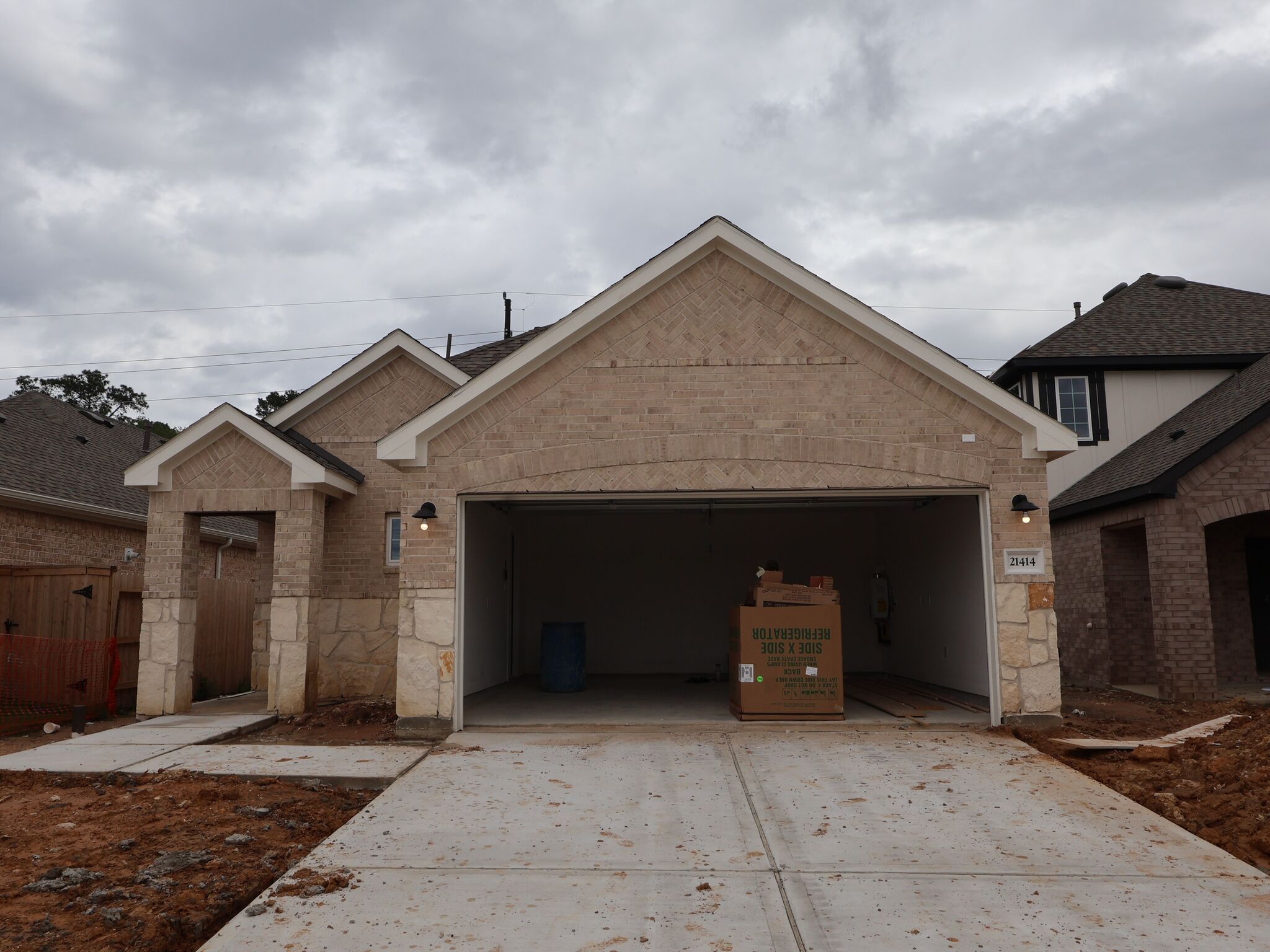 Front Exterior:Front Exterior
