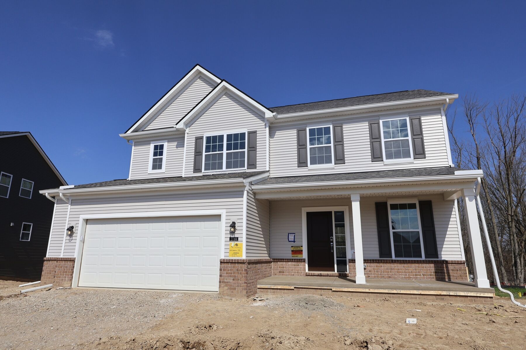 Front Exterior:Front Exterior
