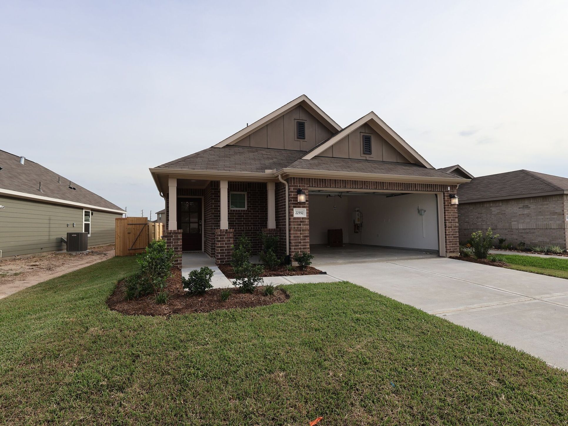 Front Exterior:Front Exterior