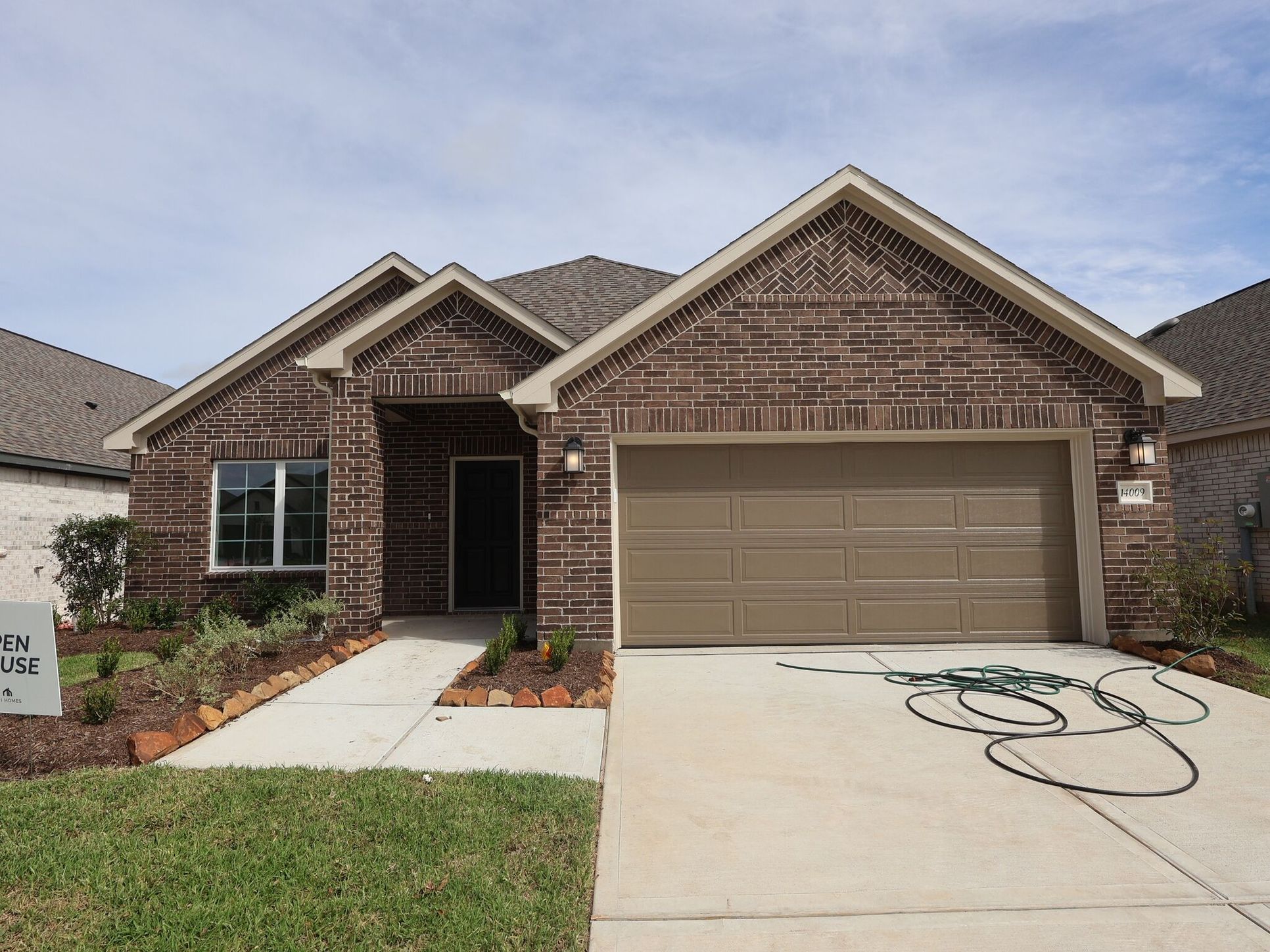 Exterior:Exterior