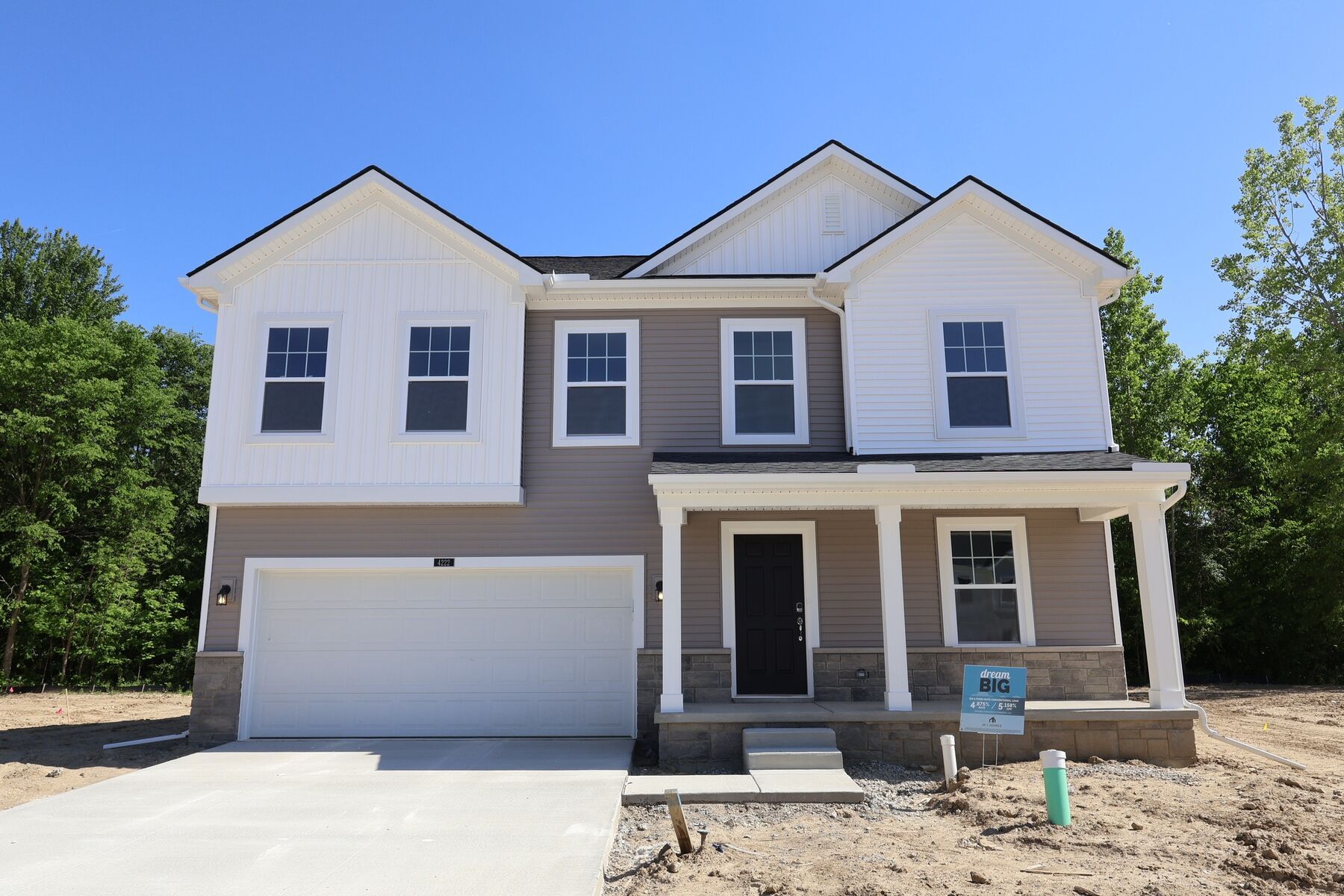 Front Exterior:Front Exterior