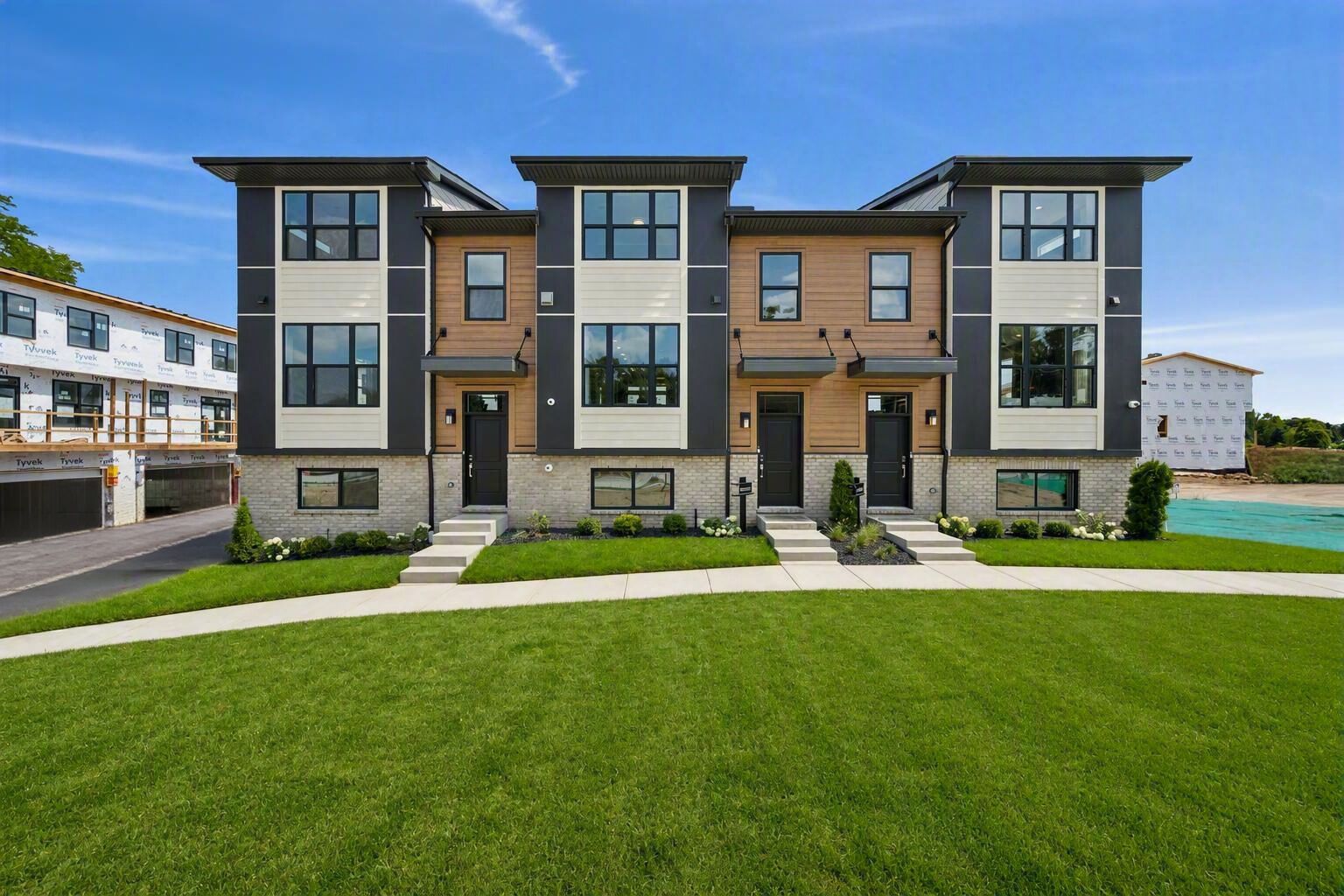 Front Exterior:Front Exterior
