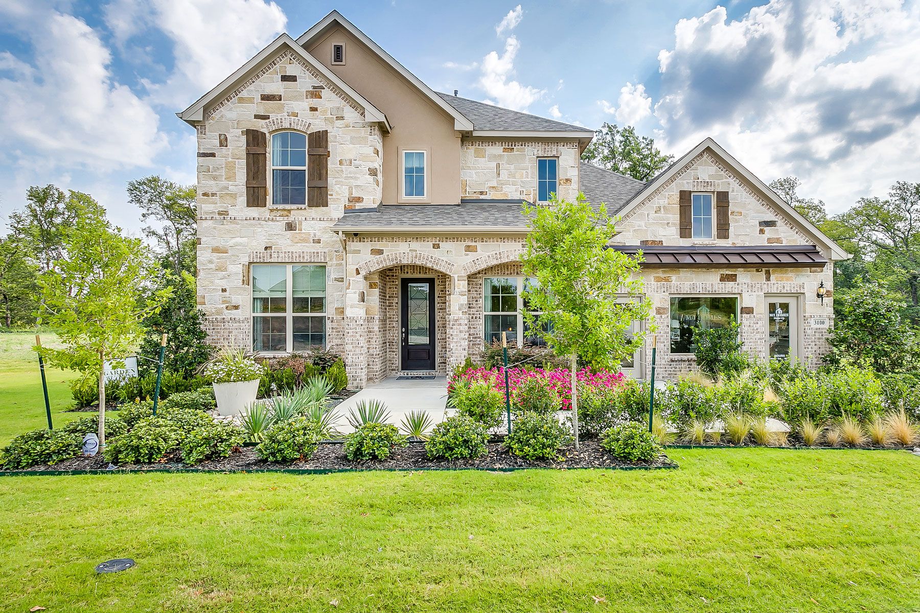 Heatherwood Exterior