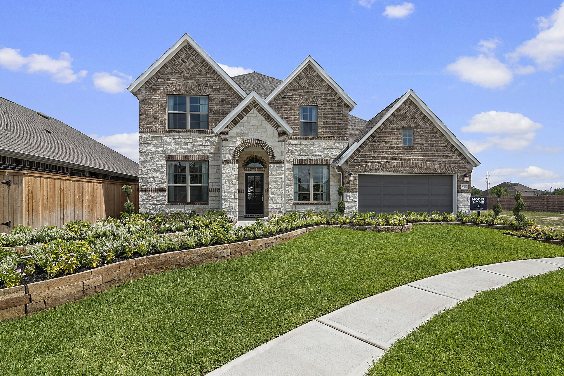 Front Exterior:Front Exterior