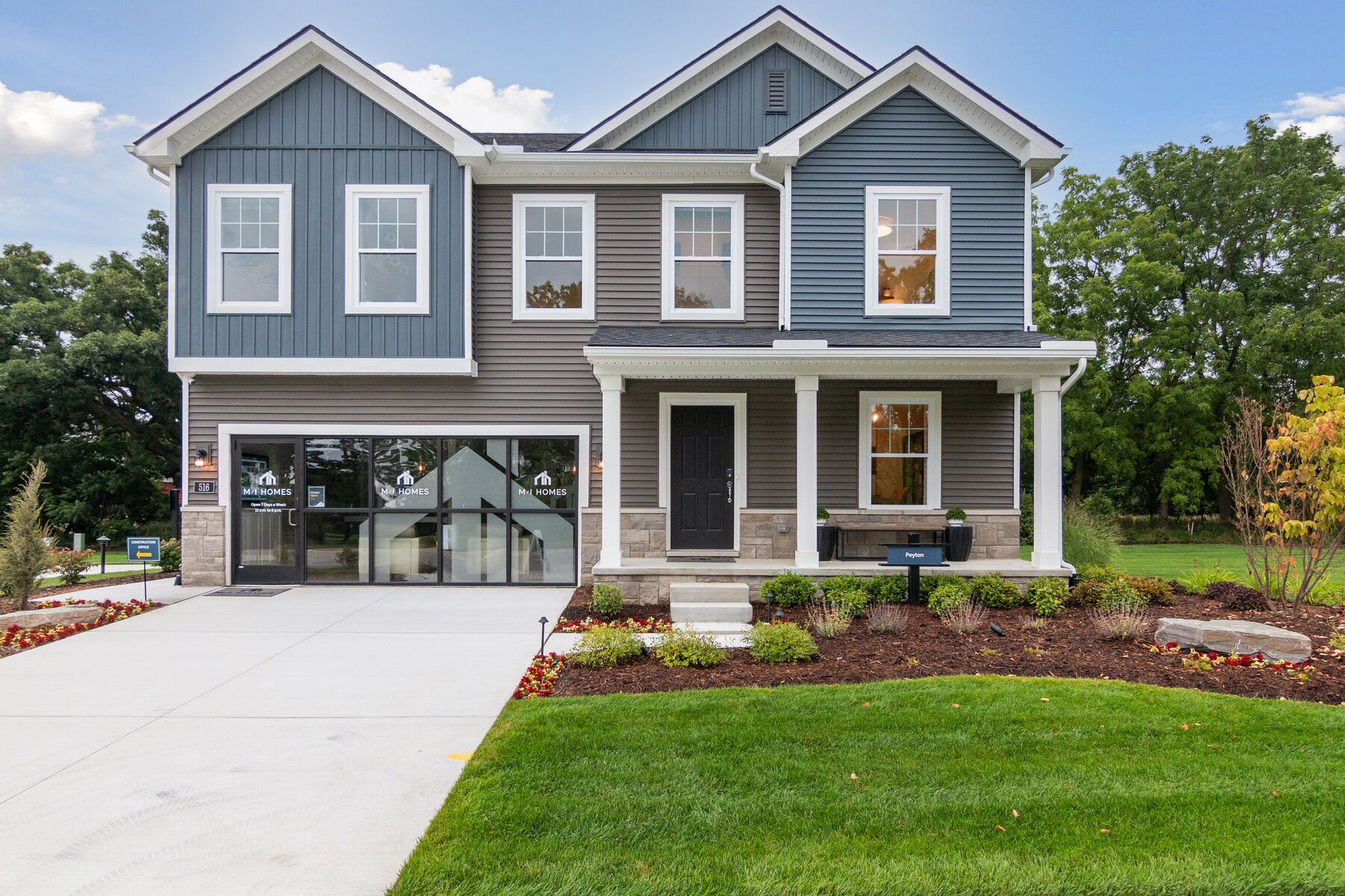 Front Exterior:Front Exterior