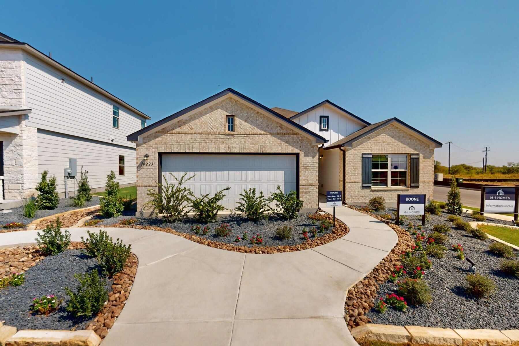 Front Exterior:Front Exterior