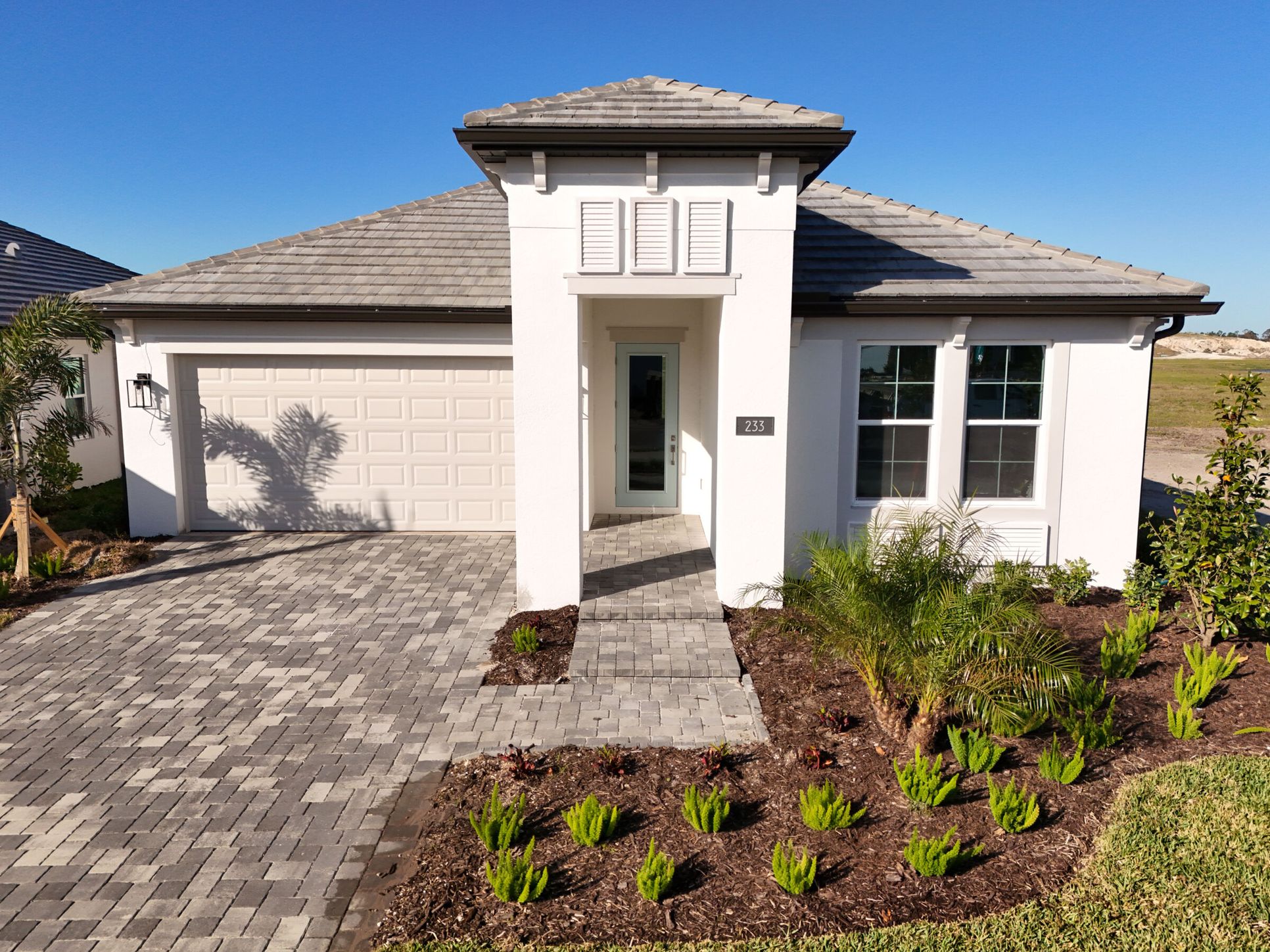 Front Exterior:Front Exterior