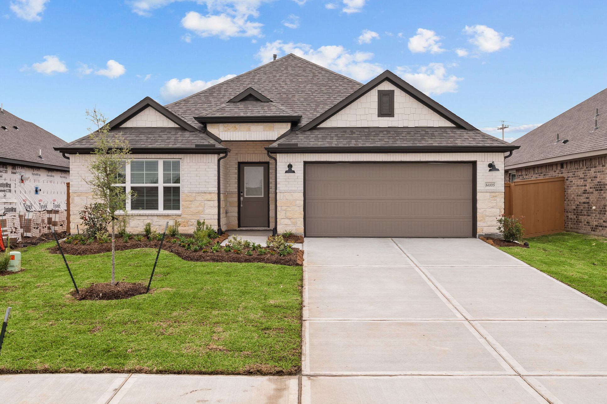 Front Exterior:Front Exterior