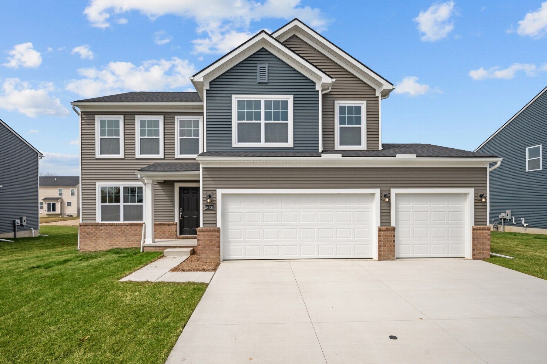 Front Exterior:Front Exterior