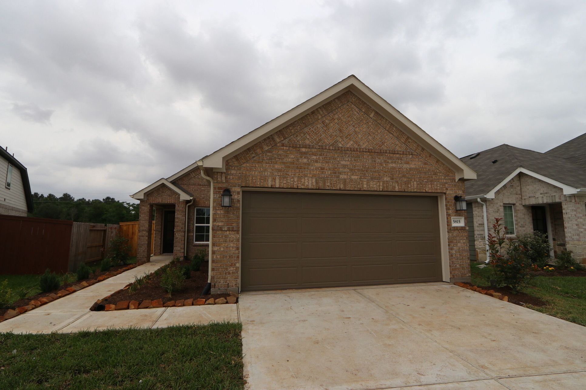 Front Exterior:Front Exterior